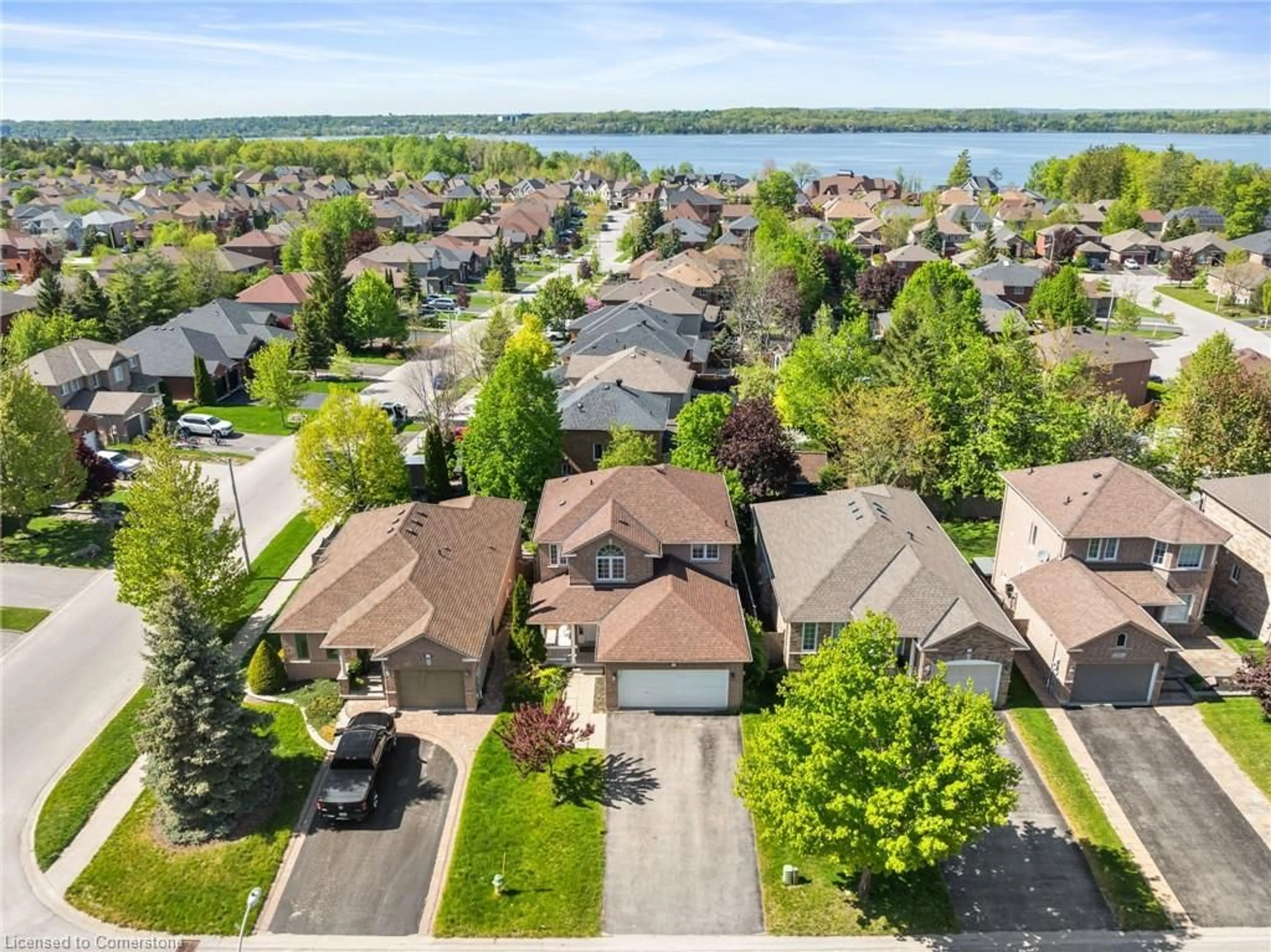 A pic from outside/outdoor area/front of a property/back of a property/a pic from drone, water/lake/river/ocean view for 60 Crimson Ridge Rd, Barrie Ontario L4N 0G7