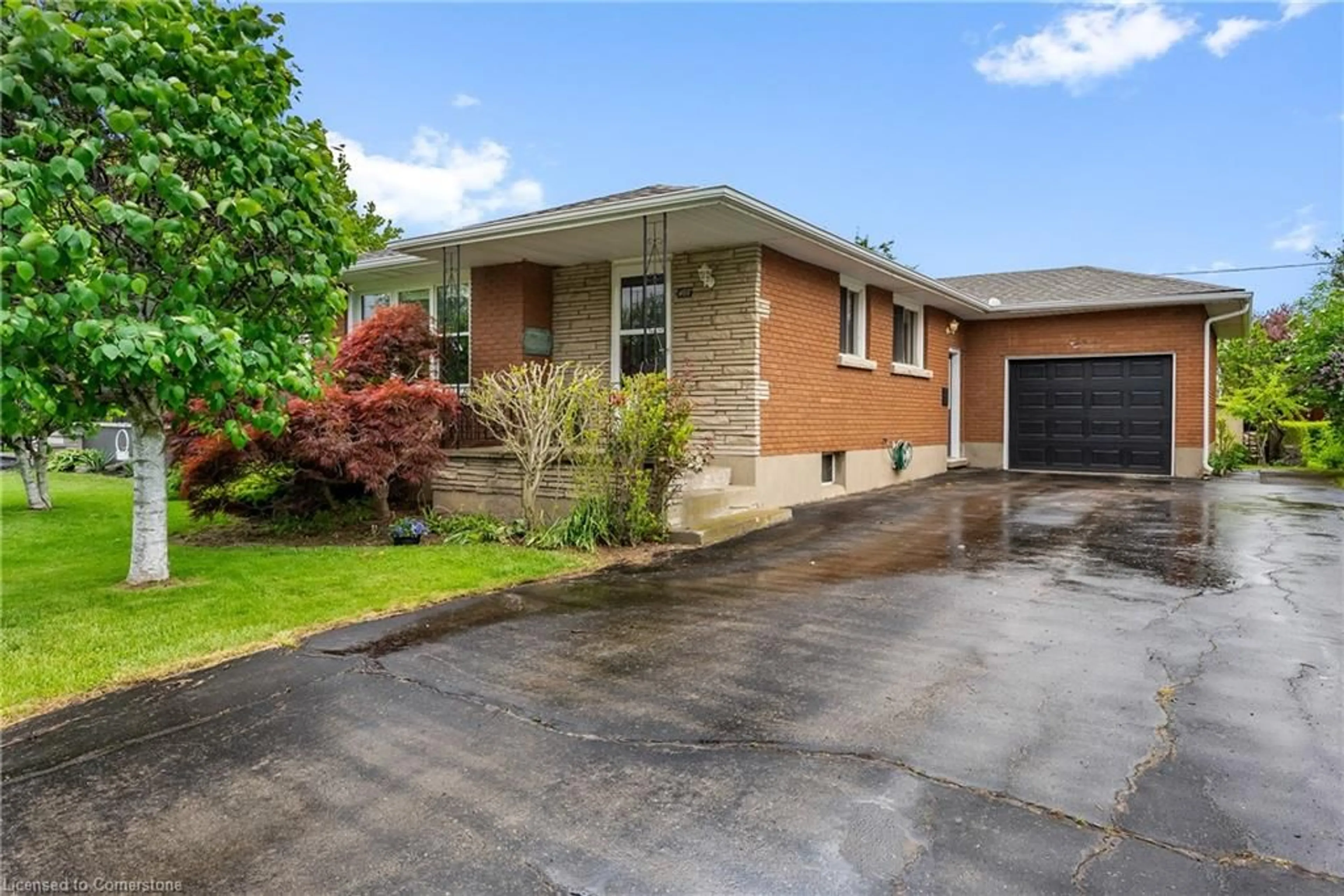 Home with brick exterior material, street for 497 Sugarloaf St, Port Colborne Ontario L3K 2P9