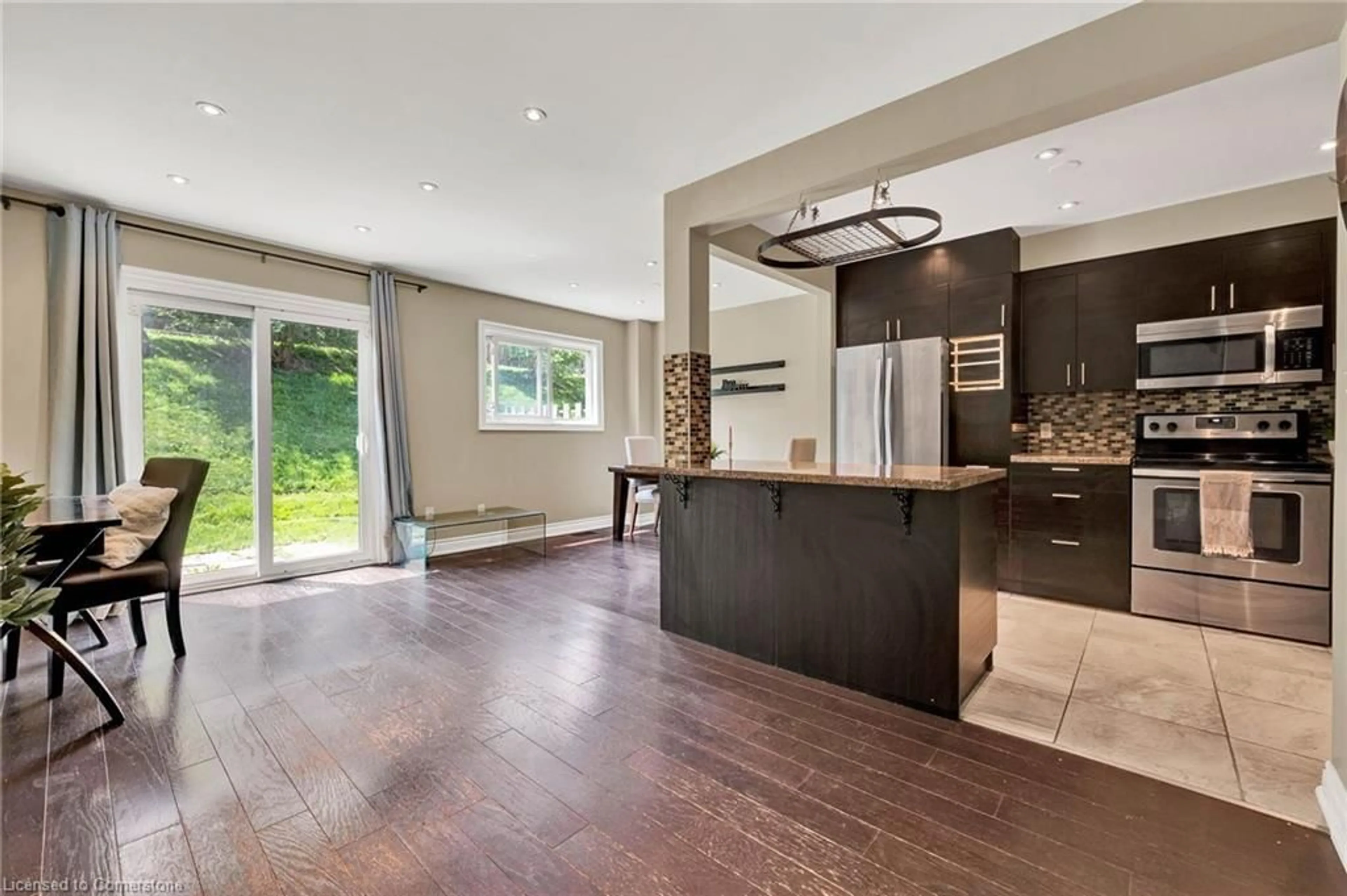 Open concept kitchen, ceramic/tile floor for 304G Bluevale St #38, Waterloo Ontario N2J 4G3