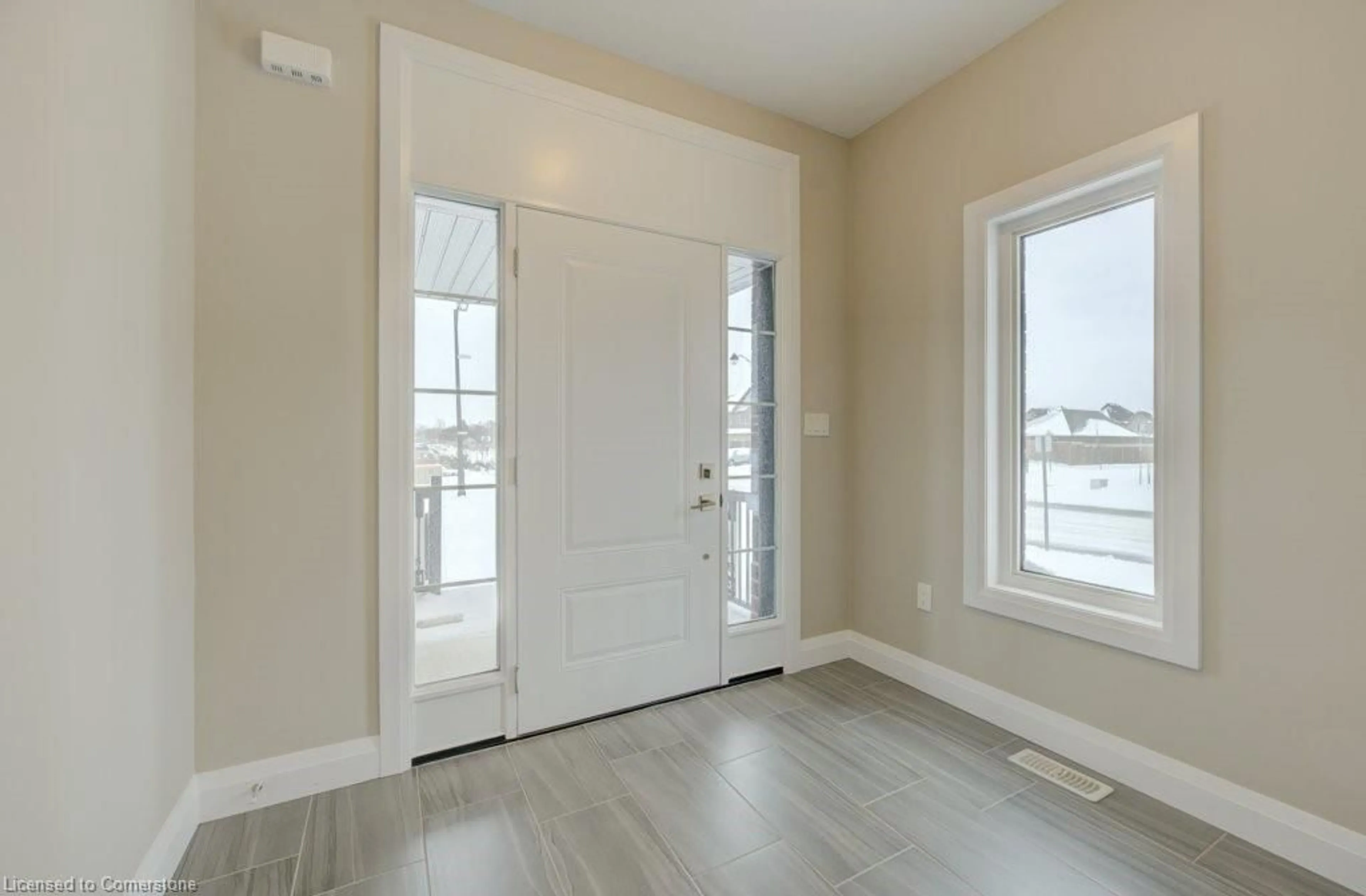 Indoor entryway for 94 Isaac St, Elmira Ontario N3B 0E2