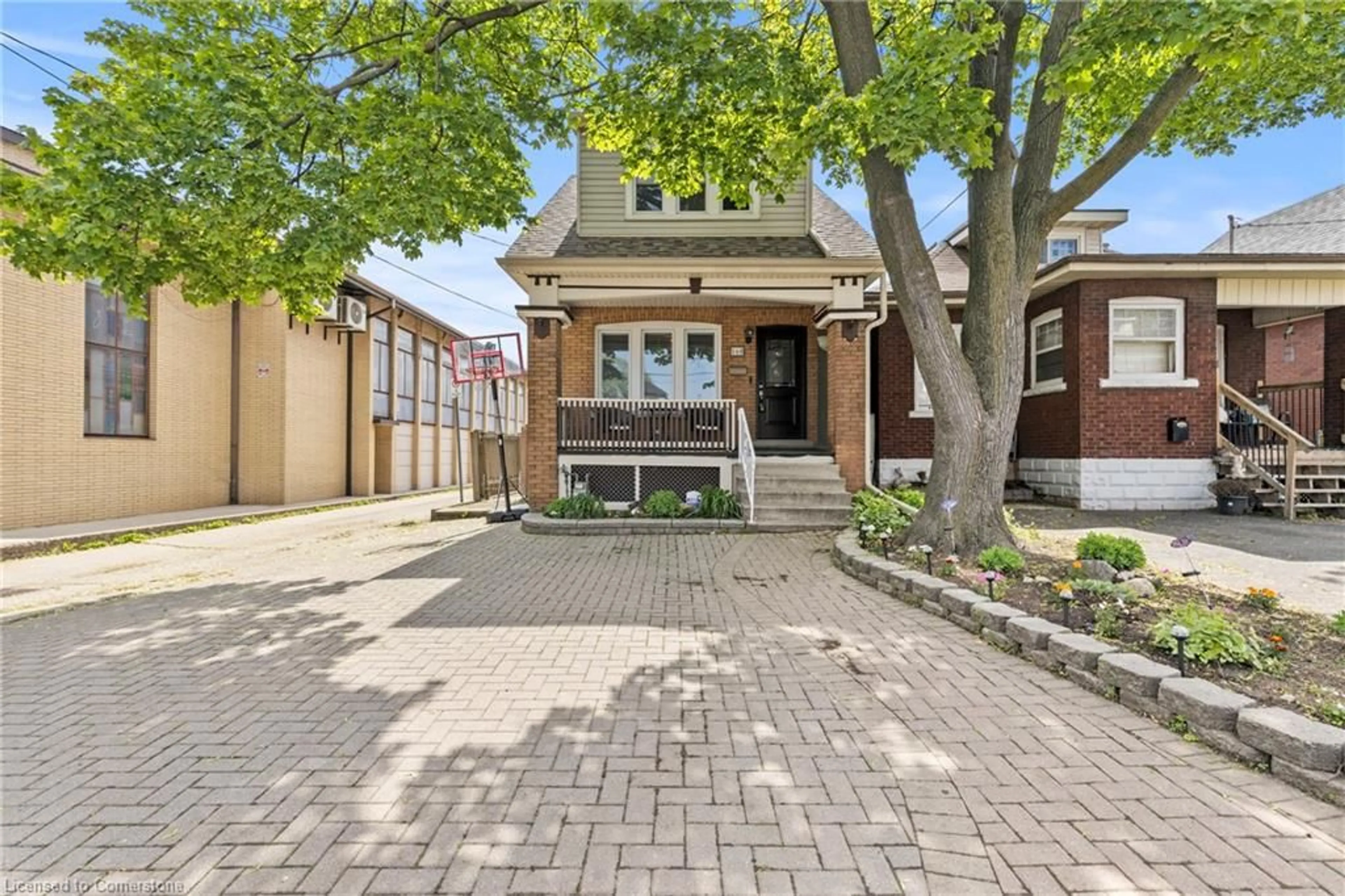 Home with brick exterior material, street for 160 Prospect St, Hamilton Ontario L8L 6X7