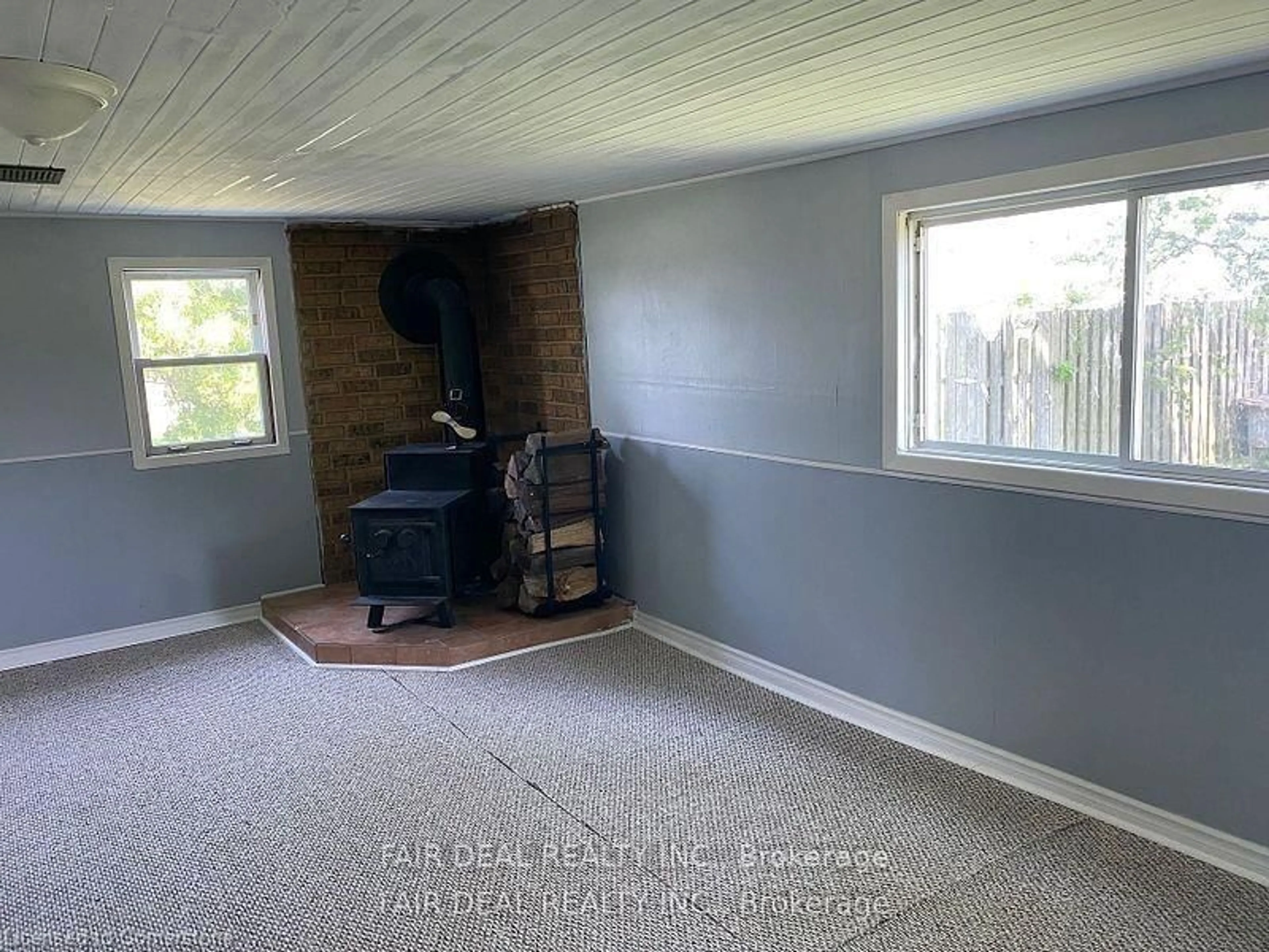 A pic of a room for 4832 Regional Rd, Lincoln Ontario L0R 1Y0