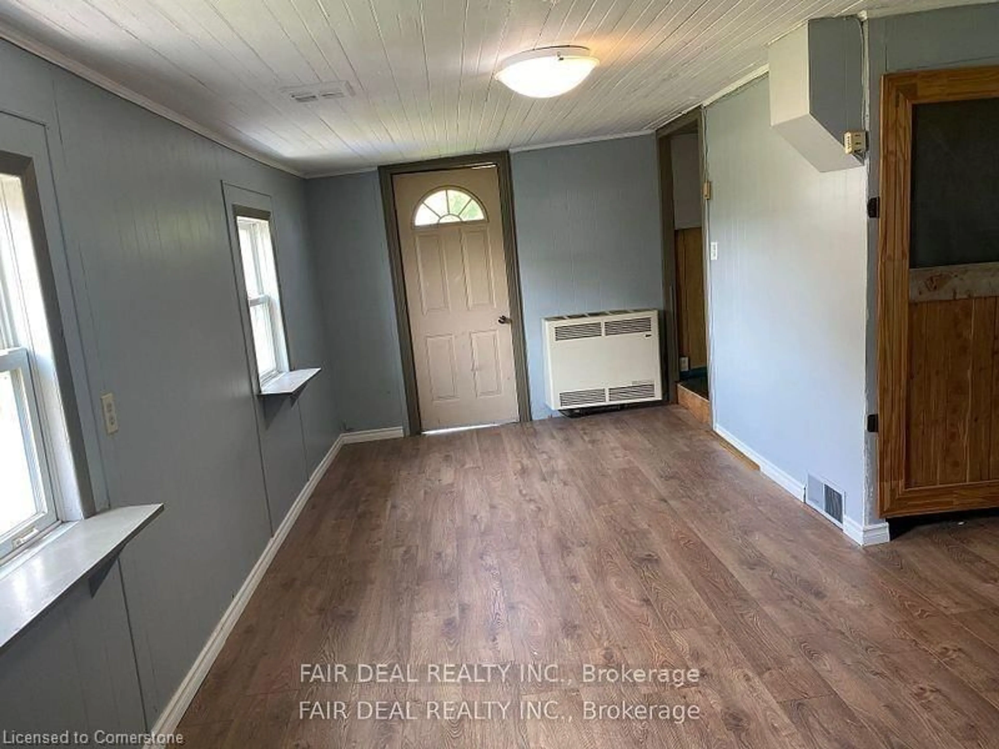 A pic of a room for 4832 Regional Rd, Lincoln Ontario L0R 1Y0