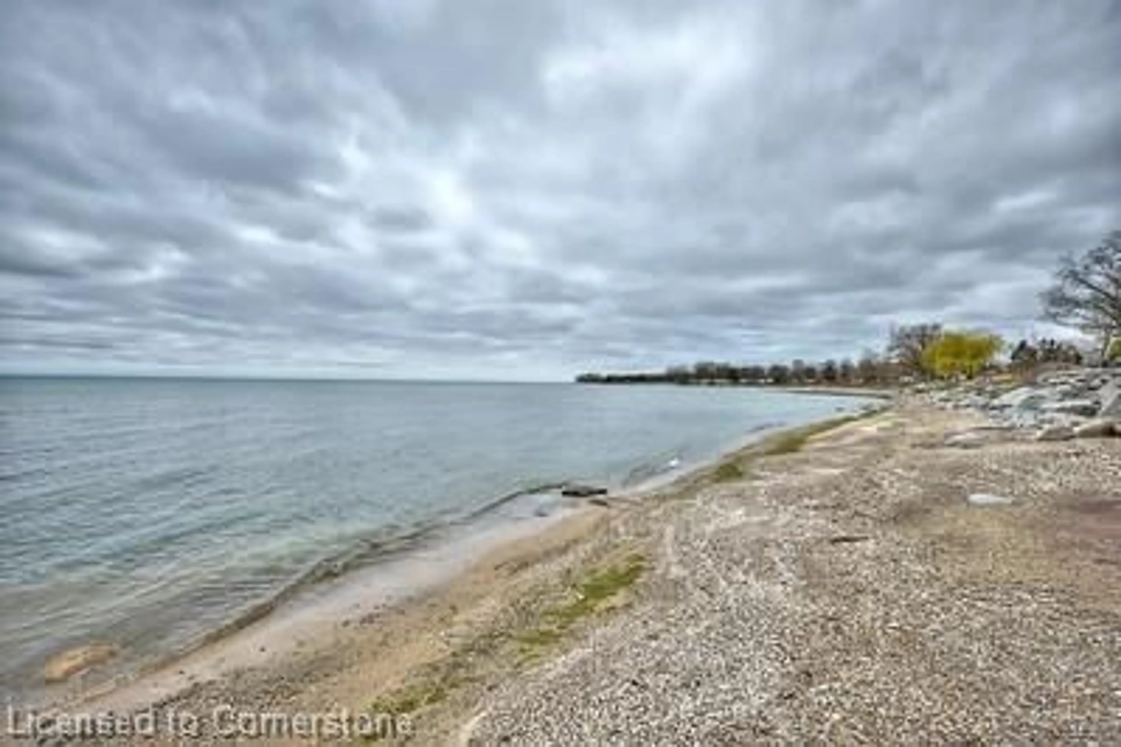Blurry image for 2401 Lakeshore Rd, Haldimand County Ontario N1A 2W8