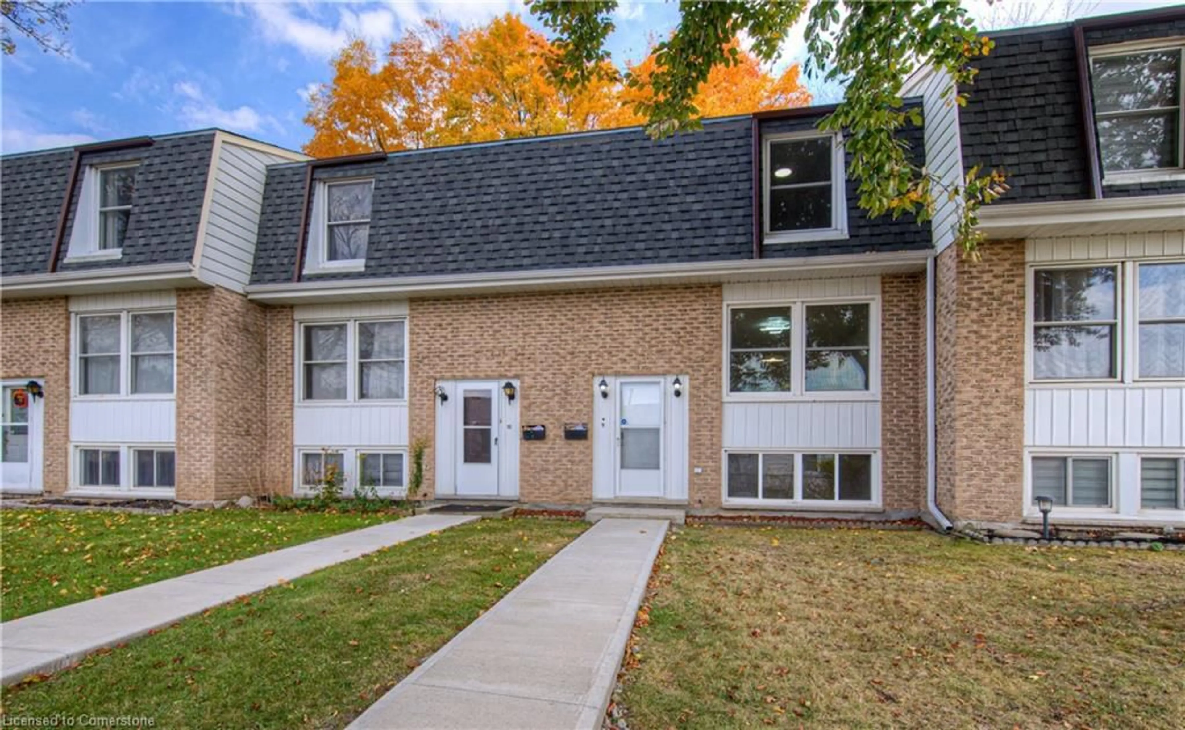 Home with brick exterior material, street for 206 Green Valley Dr #9, Kitchener Ontario N2P 1G9