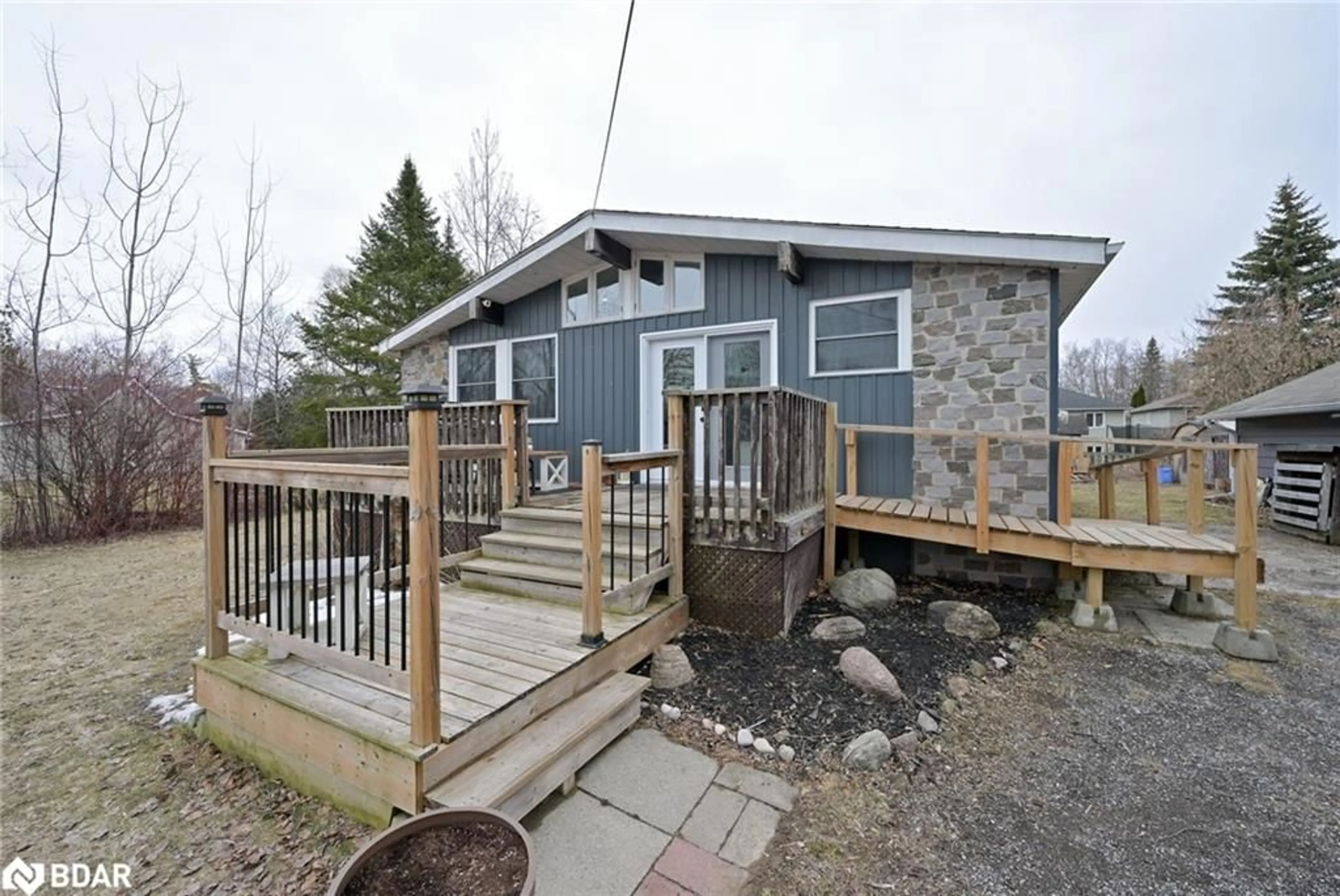 Patio, unknown for 1055 Balsam Road, Bell Ewart Ontario L0L 1C0
