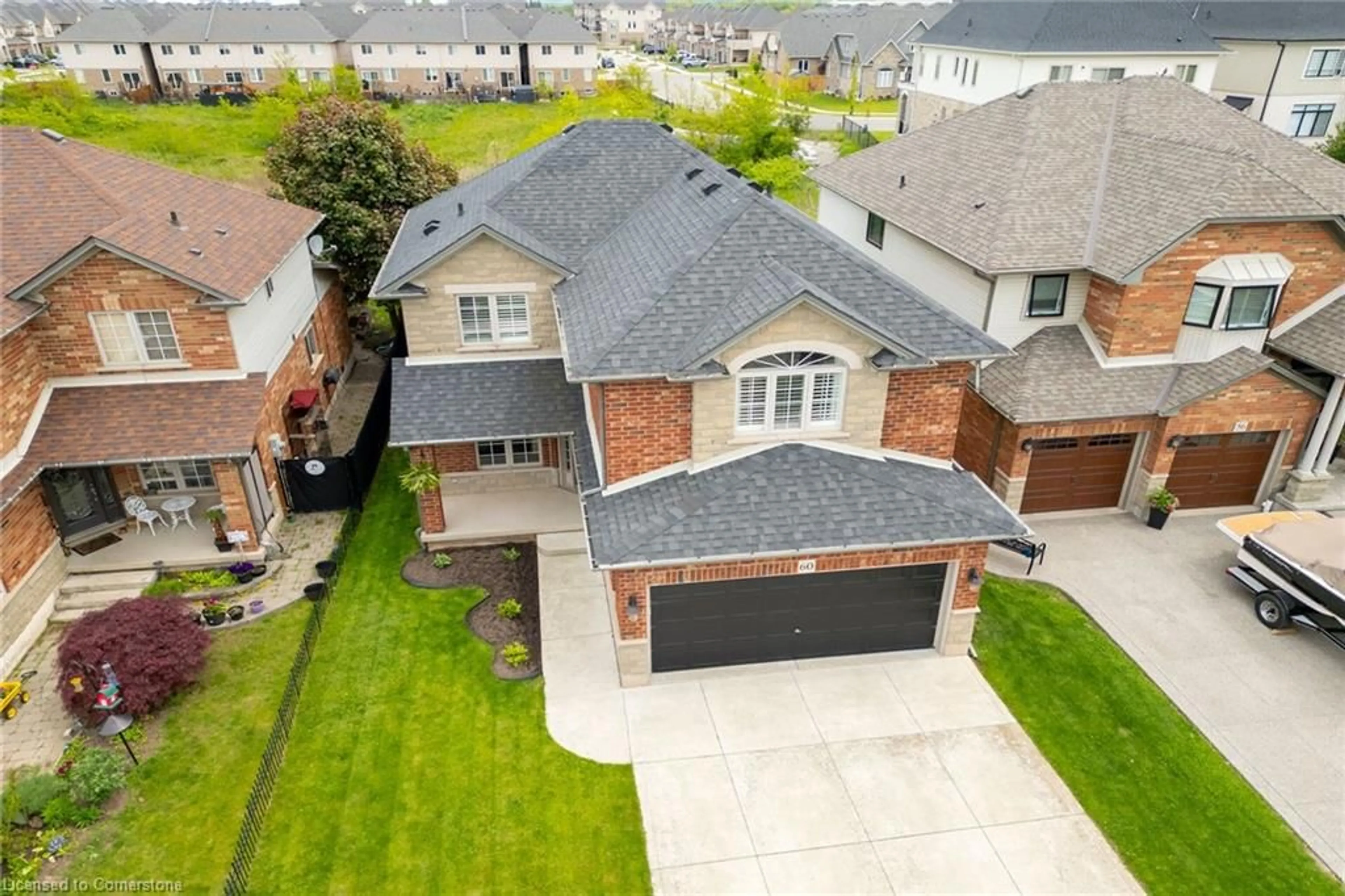 A pic from outside/outdoor area/front of a property/back of a property/a pic from drone, street for 60 Benziger Lane, Stoney Creek Ontario L8E 6B6
