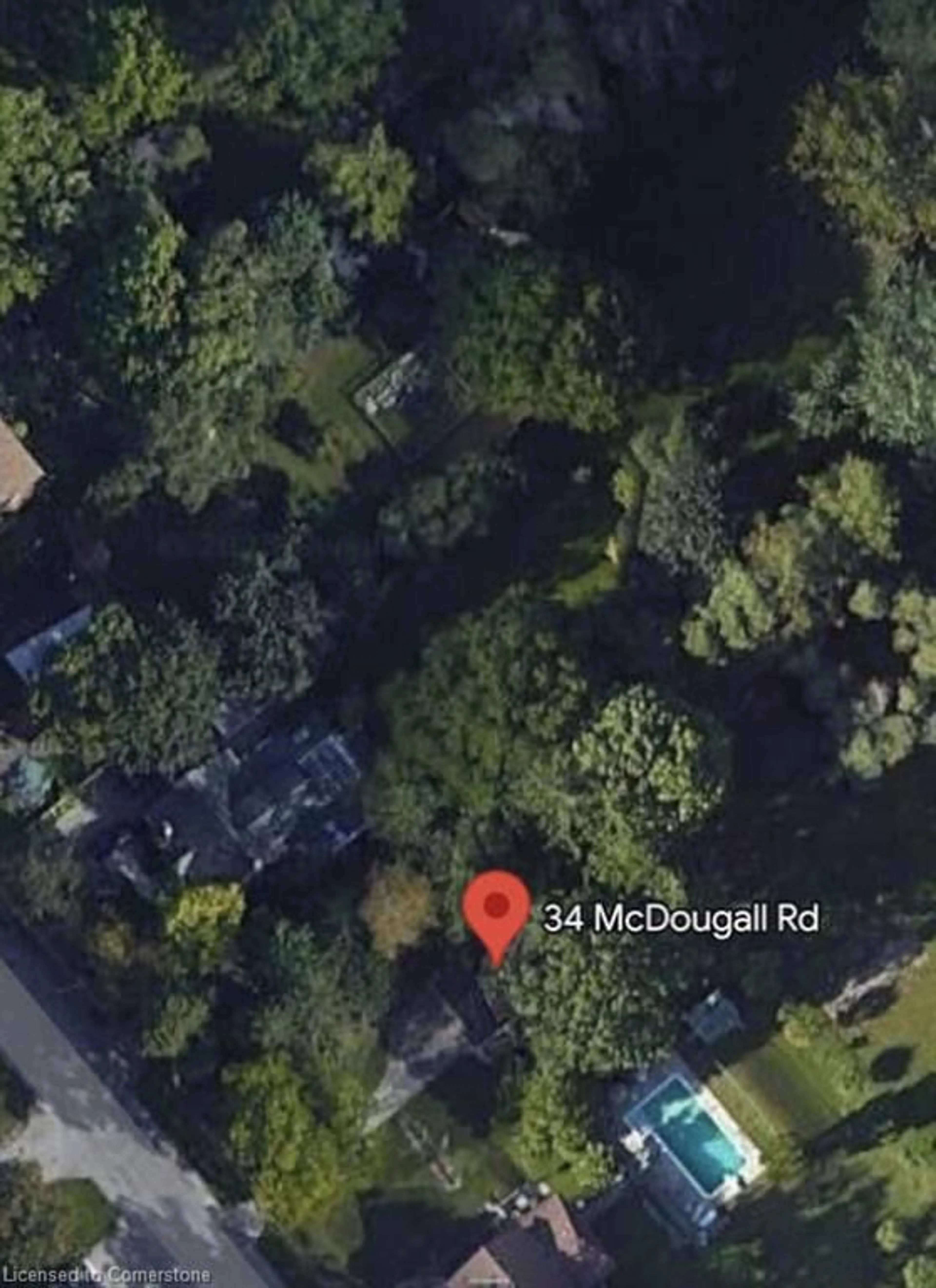 A pic from outside/outdoor area/front of a property/back of a property/a pic from drone, street for 34 Mcdougall Rd, Waterloo Ontario N2L 2W5