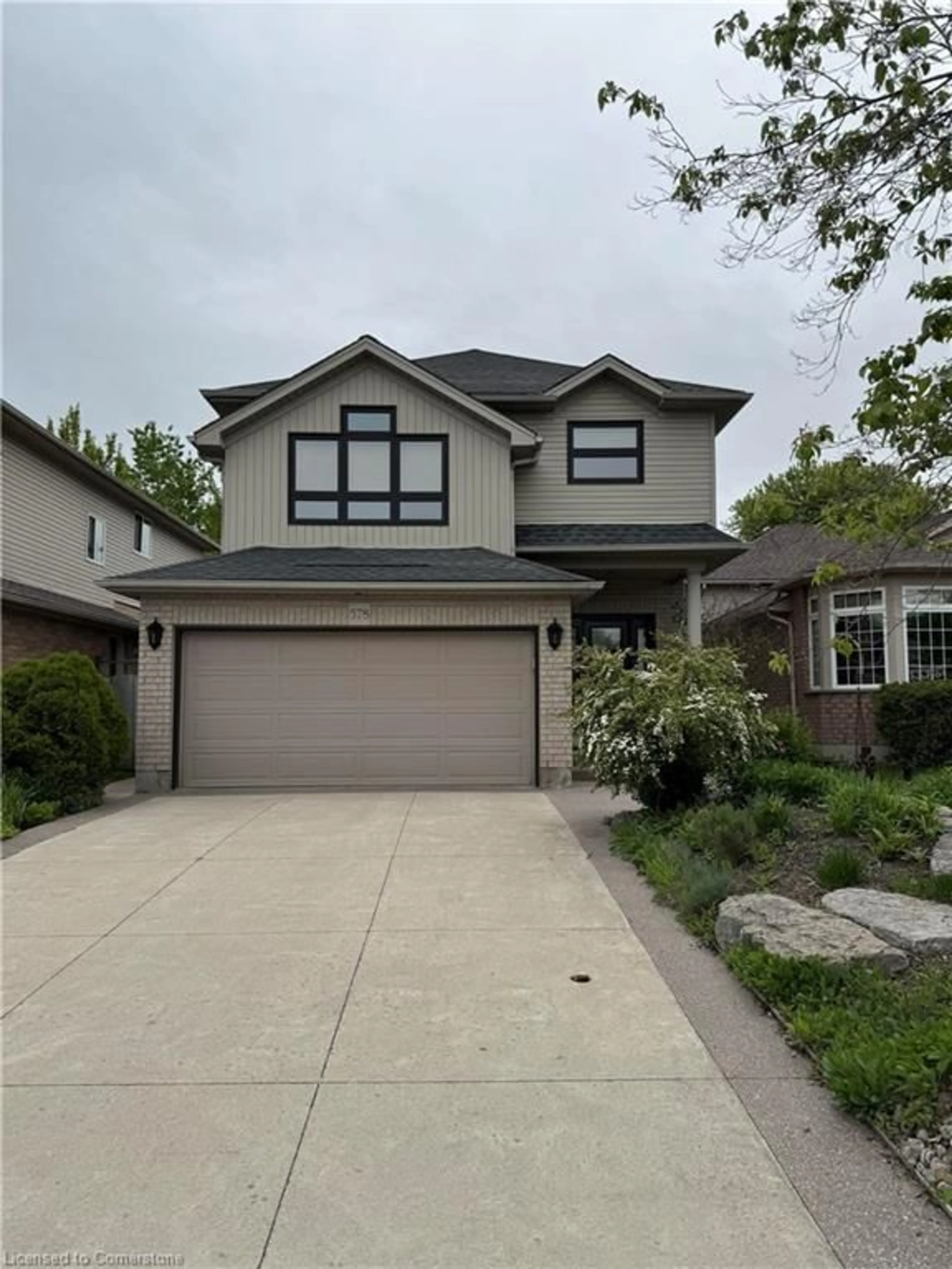 Home with vinyl exterior material, street for 578 Windjammer Way, Waterloo Ontario N2K 3Z6