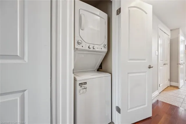 Additional property image - 555 King St Unit 307