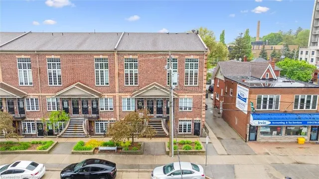 Additional property image - 555 King St Unit 307