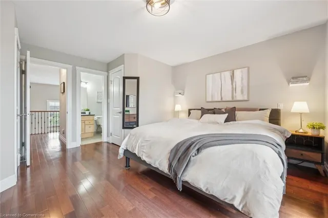 Additional property image - 555 King St Unit 307