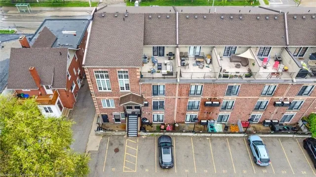 Additional property image - 555 King St Unit 307