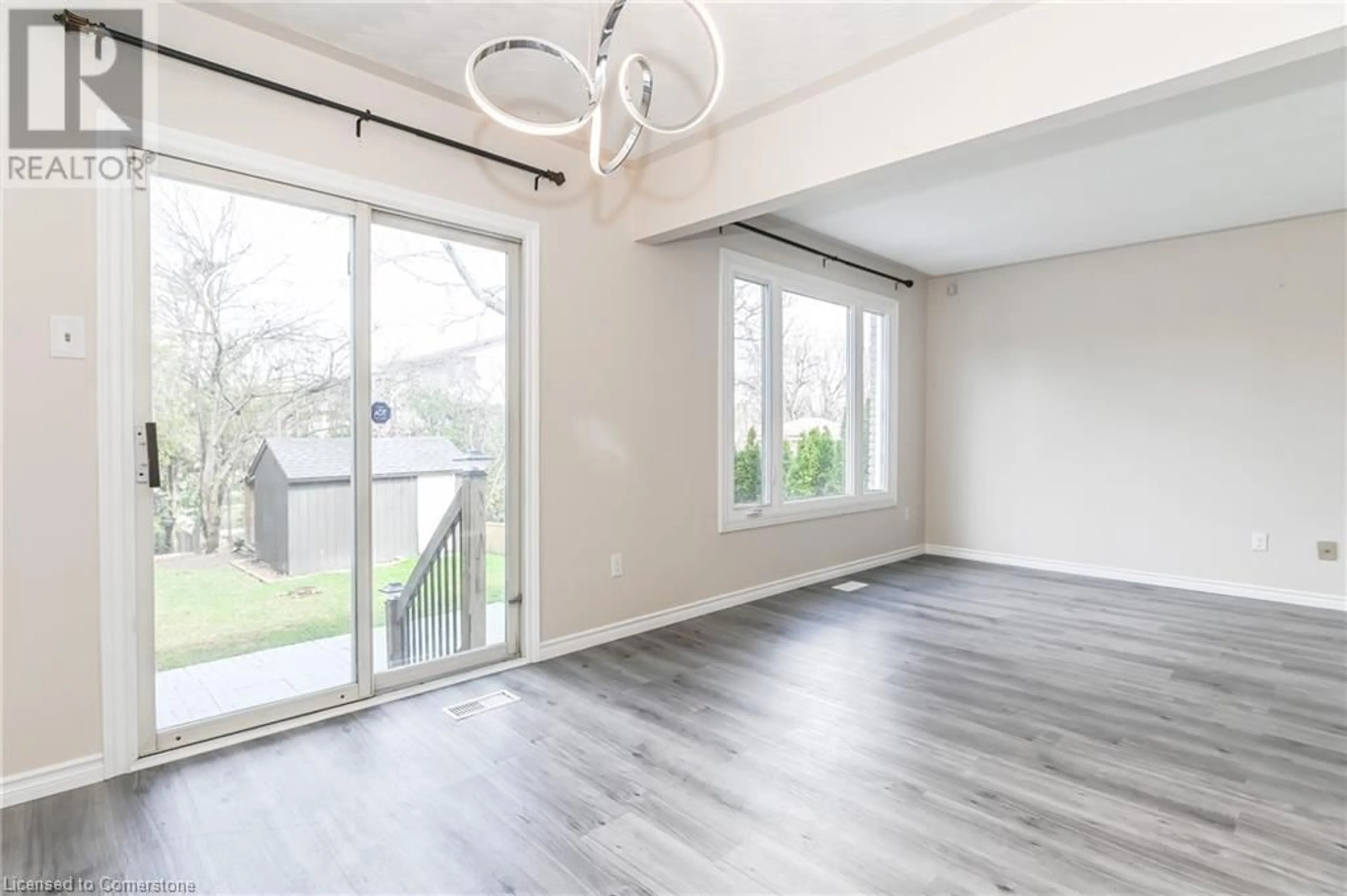 A pic of a room for 28 Windale Cres, Kitchener Ontario N2E 3E7