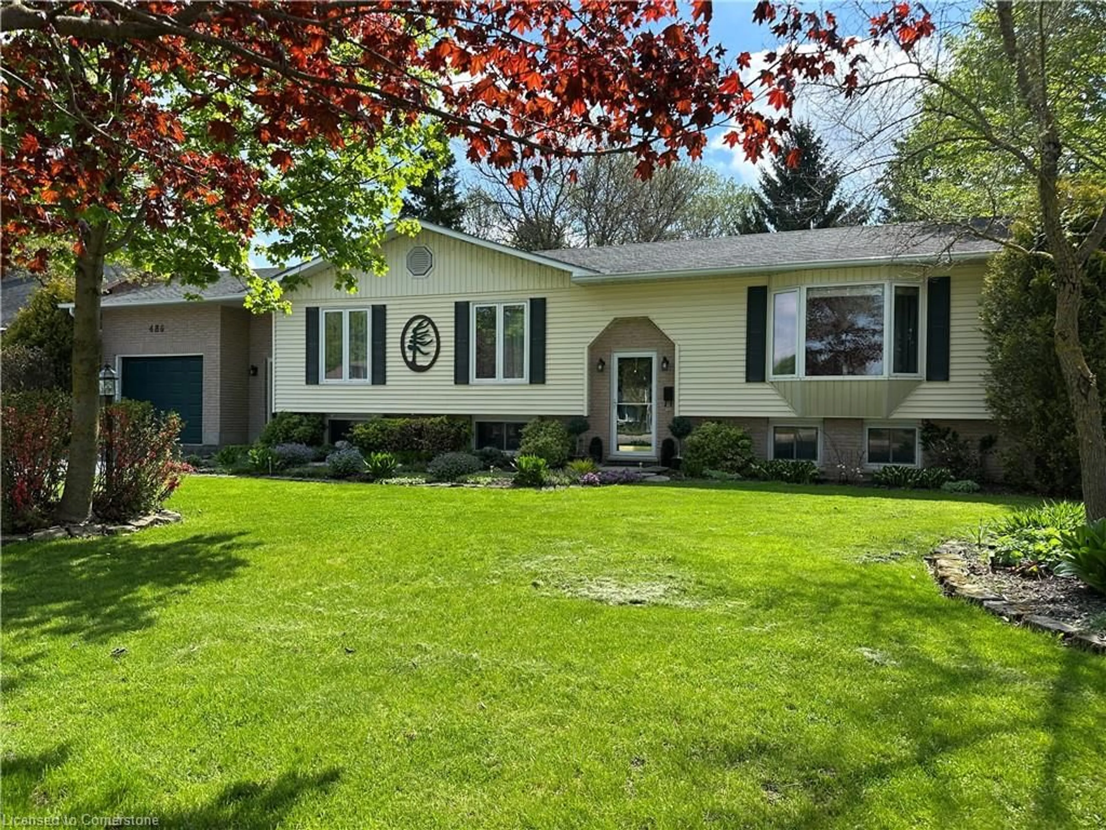Home with vinyl exterior material, street for 486 Toronto St, Palmerston Ontario N0G 2P0