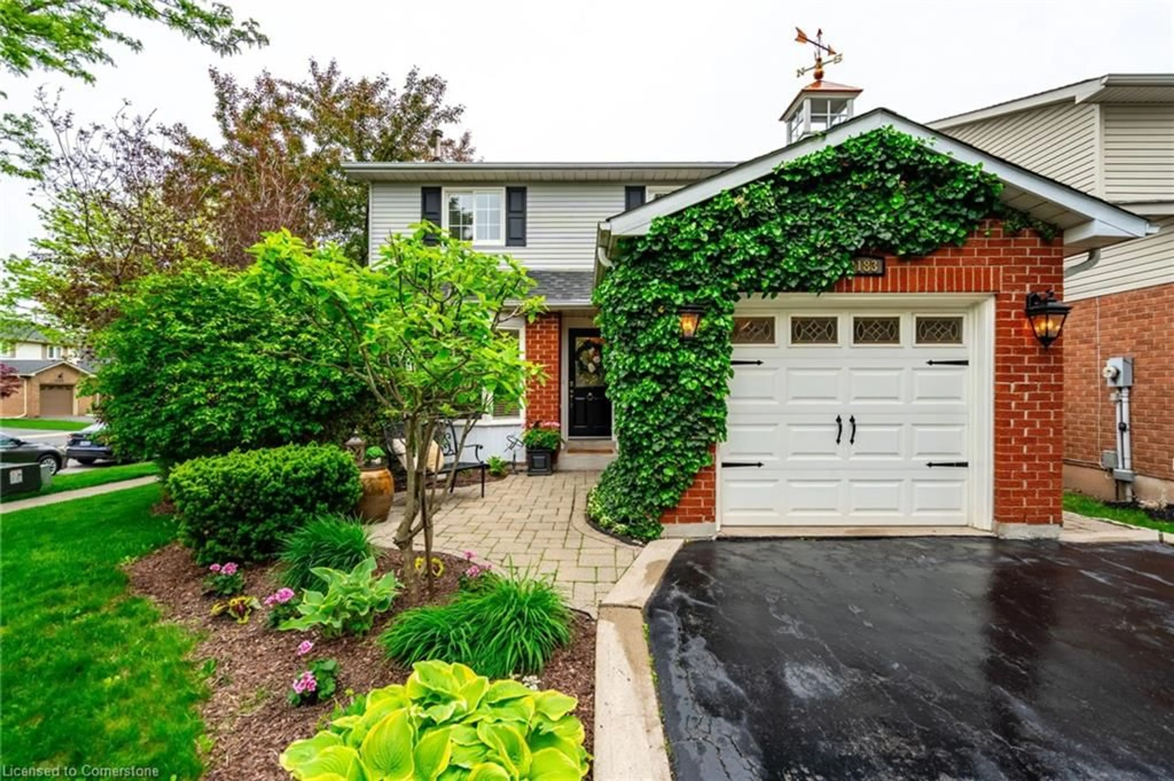 Home with brick exterior material, street for 2183 Hunt Cres, Burlington Ontario L7M 2P8