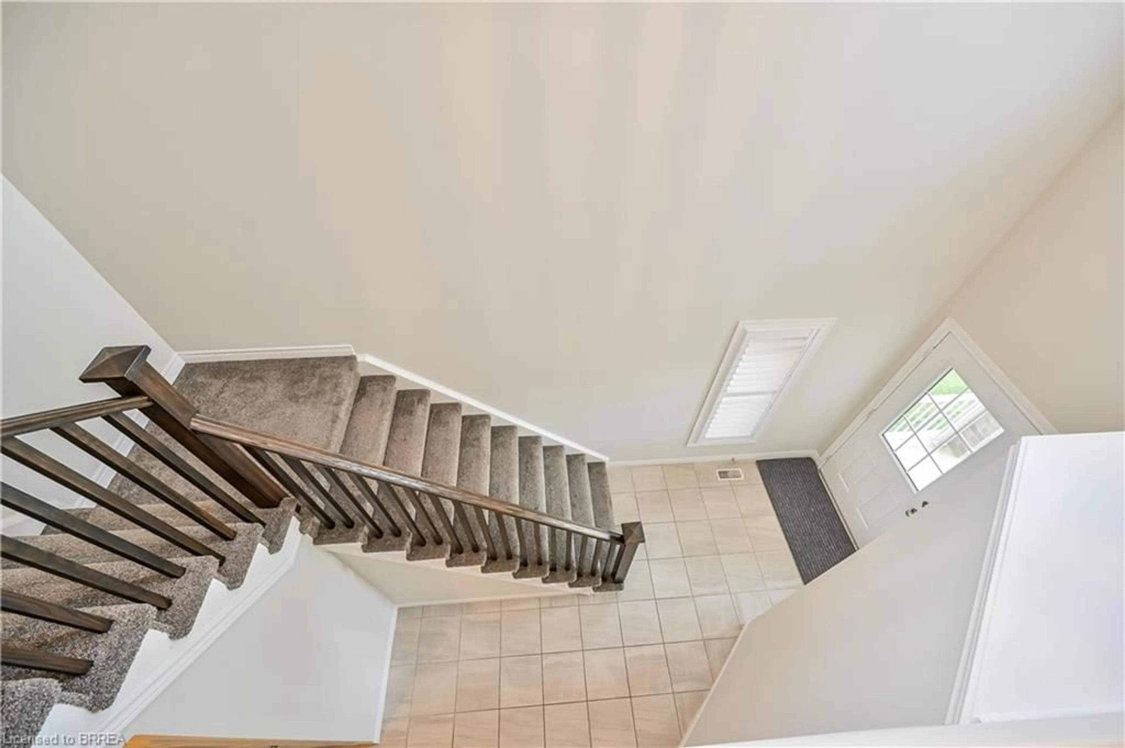 Stairs for 29 Newstead Rd, Paris Ontario N3L 0G2