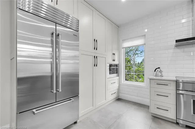 Additional property image - 108 Dirksen Crt