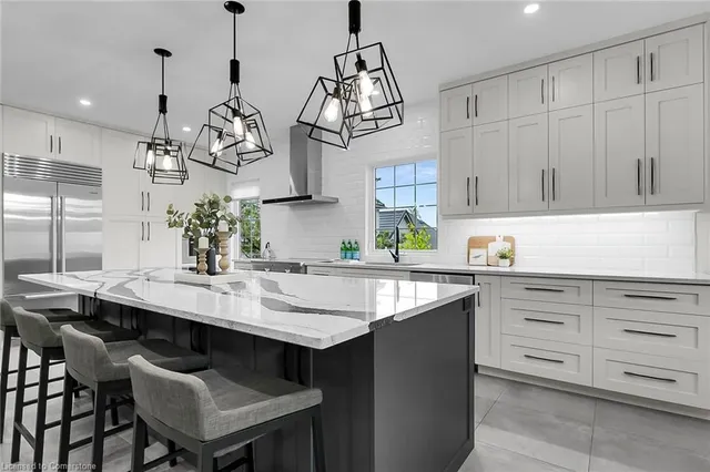 Additional property image - 108 Dirksen Crt