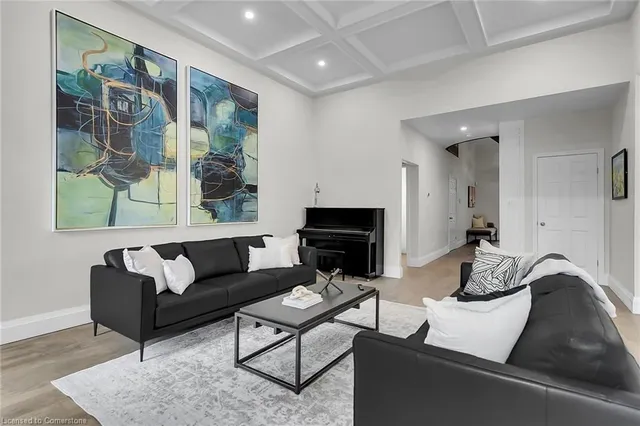 Additional property image - 108 Dirksen Crt