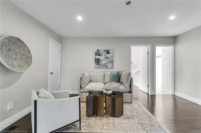 Additional property image - 108 Dirksen Crt