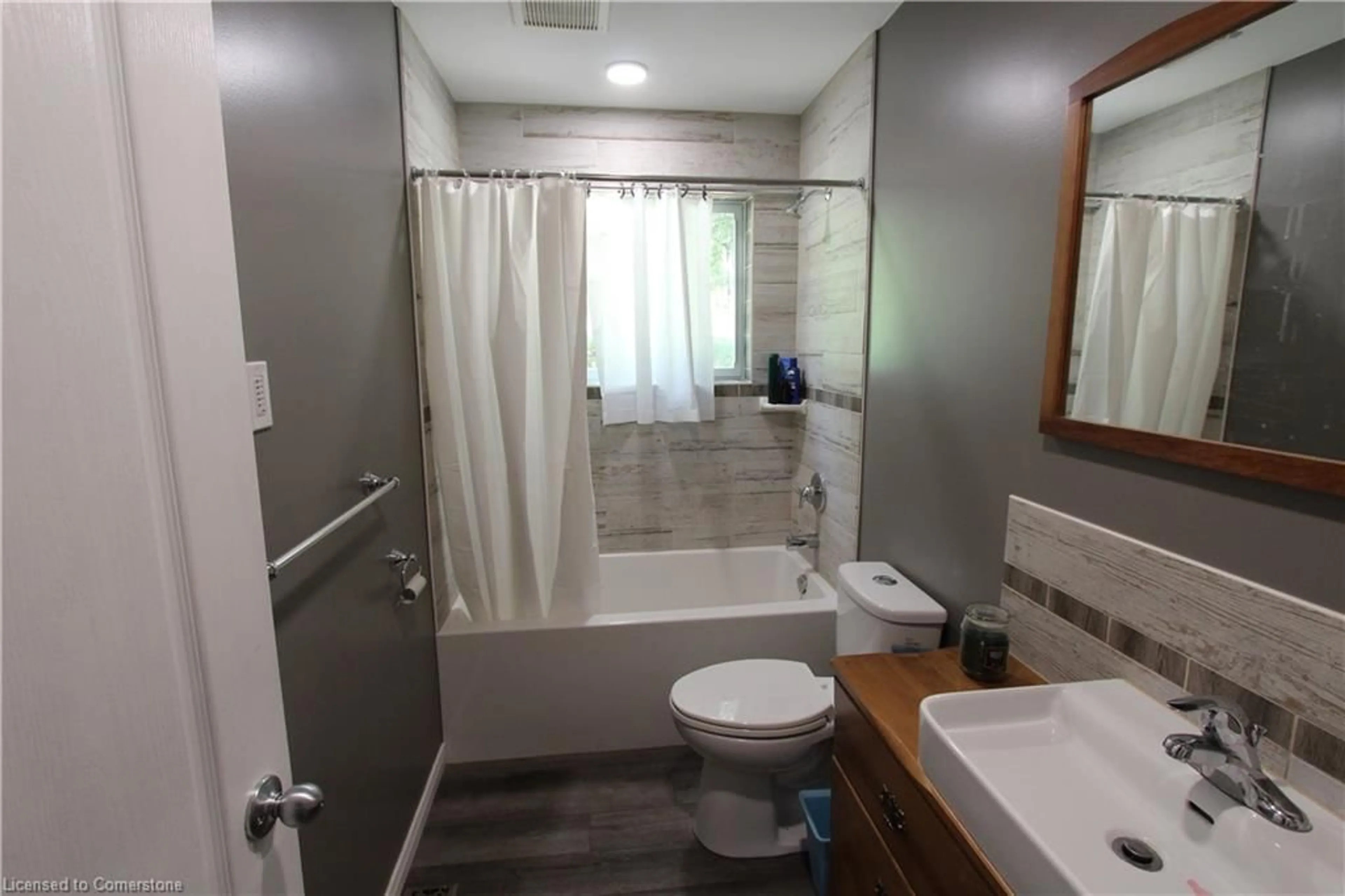 Standard bathroom, unknown for 1059 Tortoise Dr, Wilberforce Ontario K0L 3C0