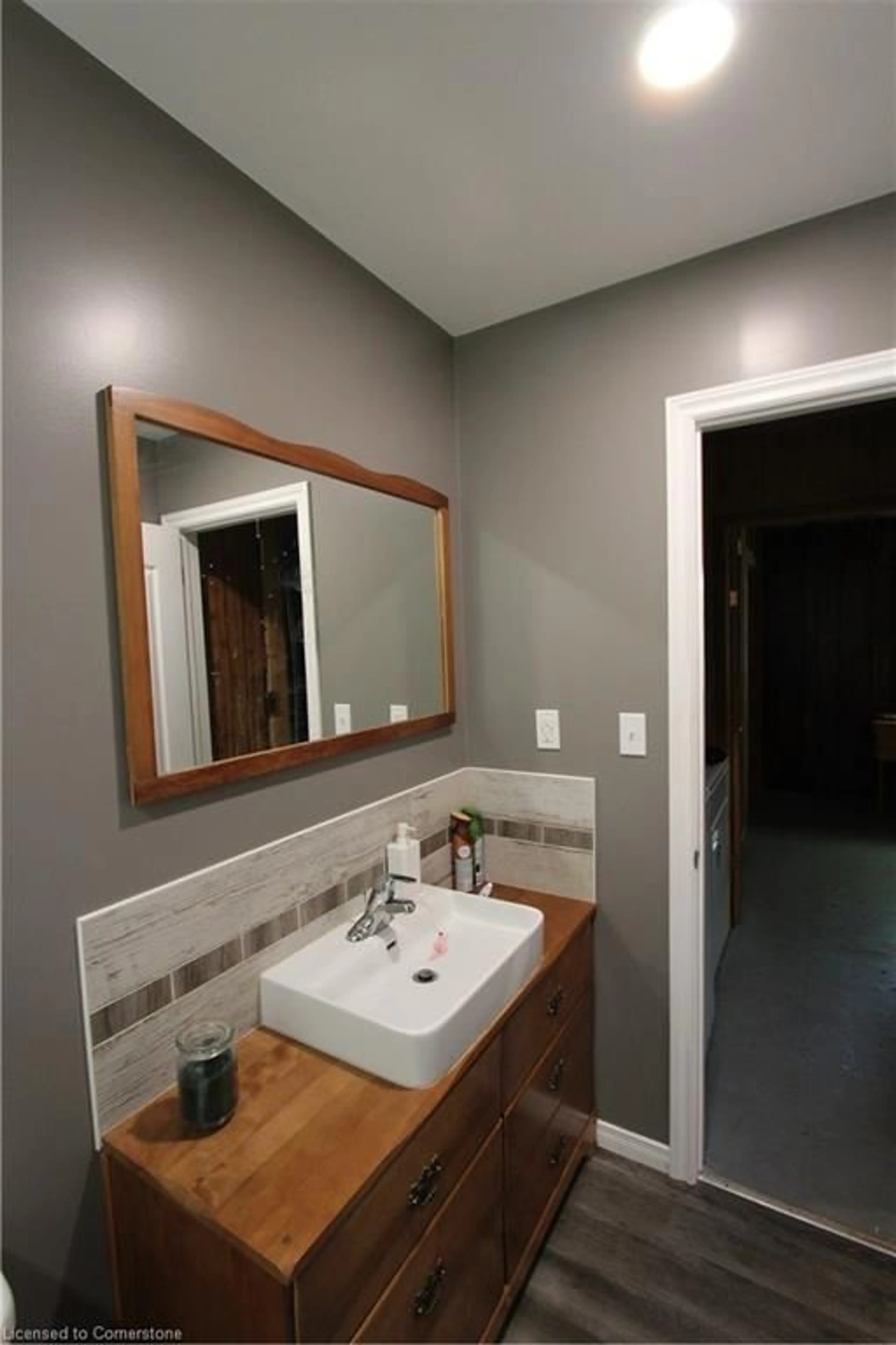 Standard bathroom, ceramic/tile floor for 1059 Tortoise Dr, Wilberforce Ontario K0L 3C0