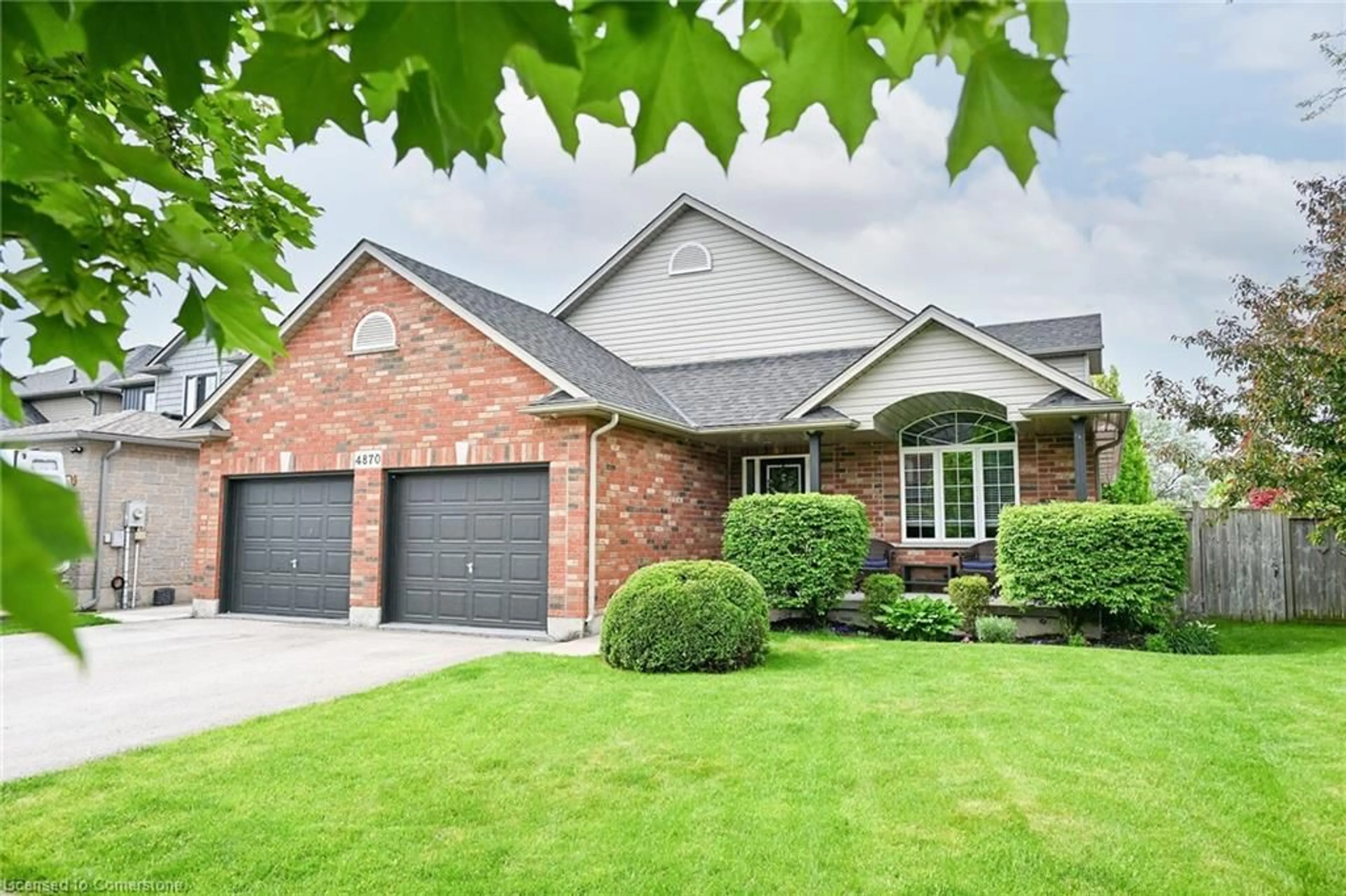 Home with brick exterior material, street for 4870 Northgate Crescent Cres, Beamsville Ontario L0R 1B9