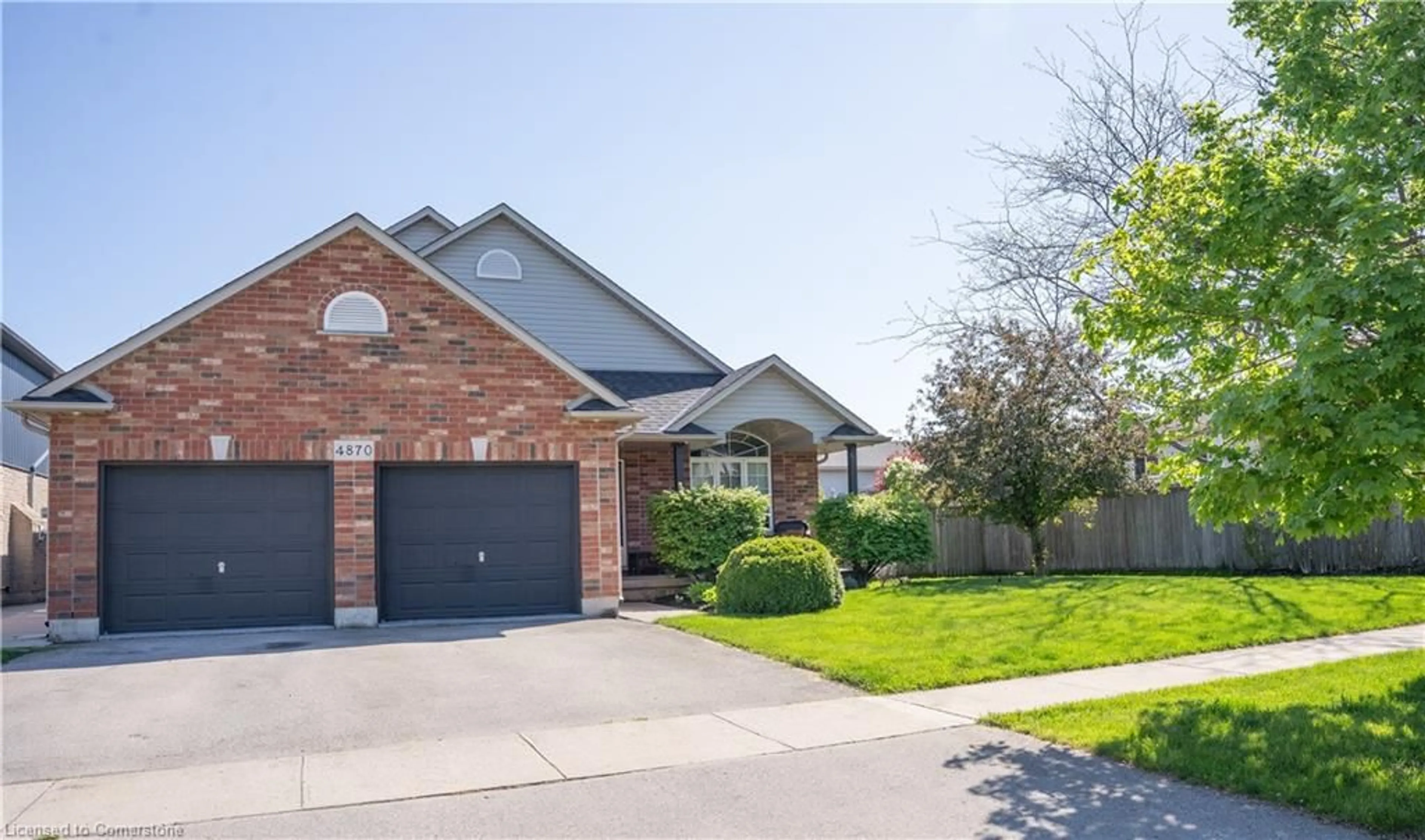 Home with brick exterior material, street for 4870 Northgate Crescent Cres, Beamsville Ontario L0R 1B9