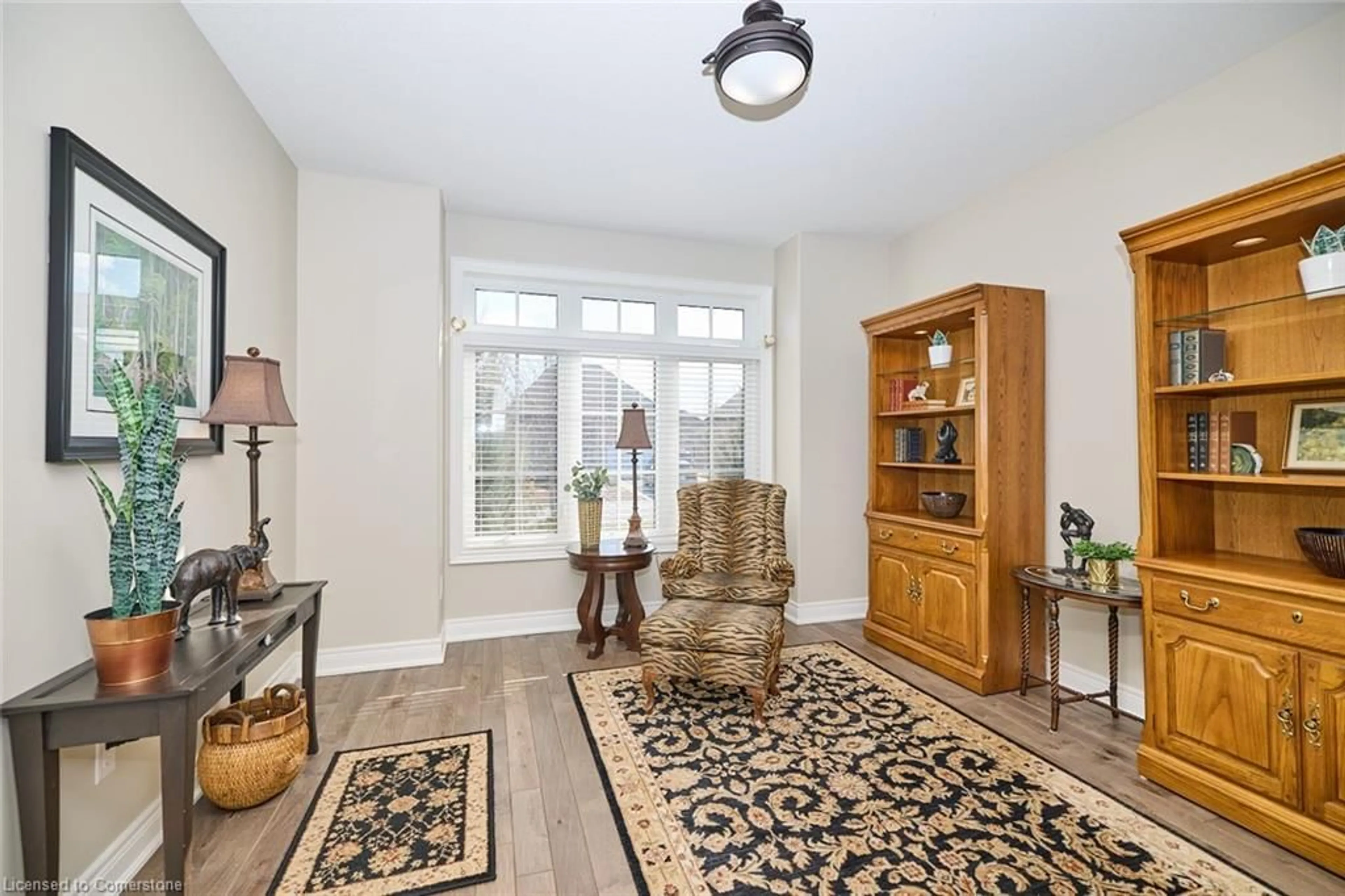 Indoor entryway for 33 Butlers Dr, Ridgeway Ontario L0S 1N0