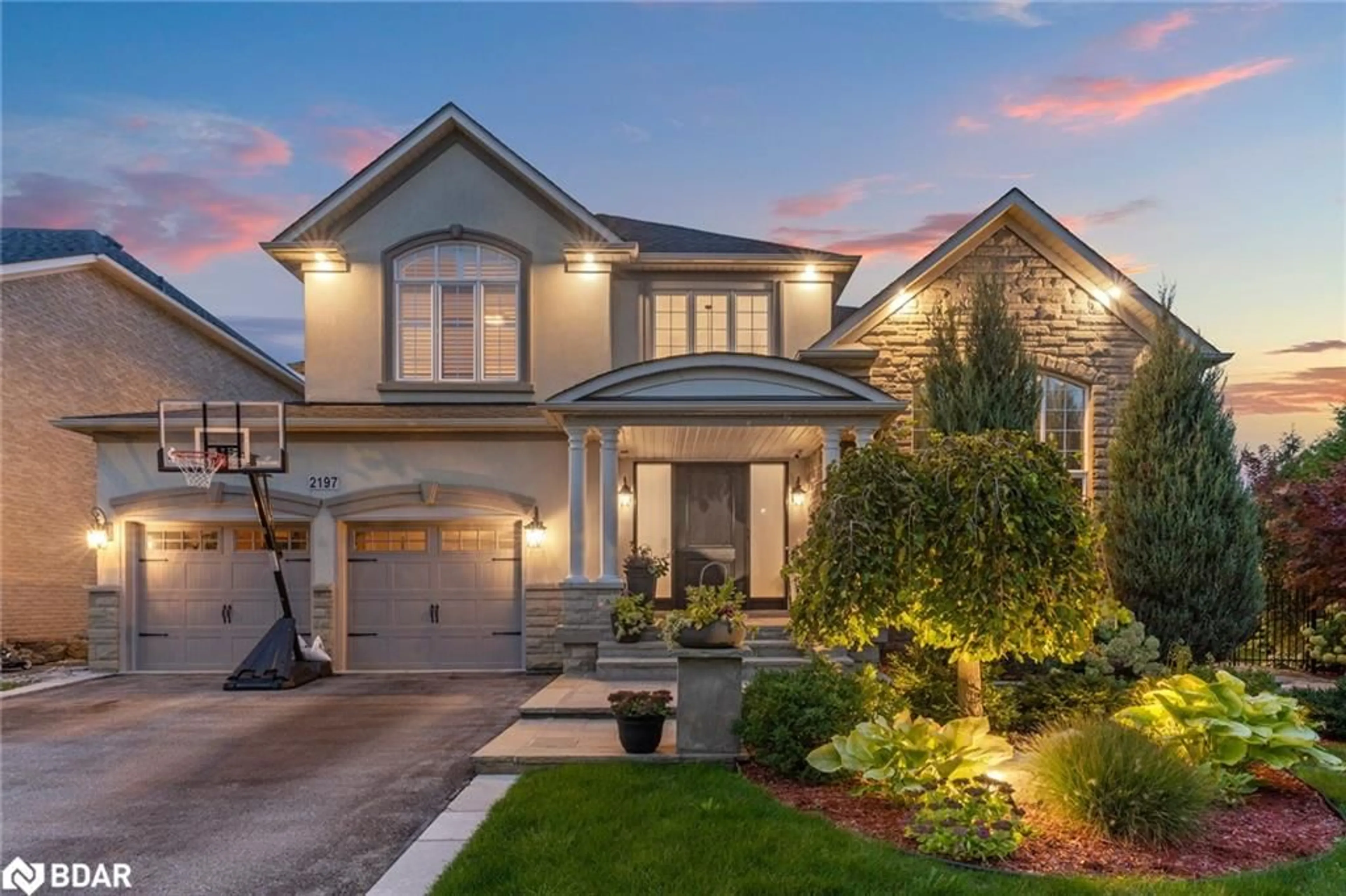 Home with brick exterior material, street for 2197 Wuthering Heights Way, Oakville Ontario L6M 0A3
