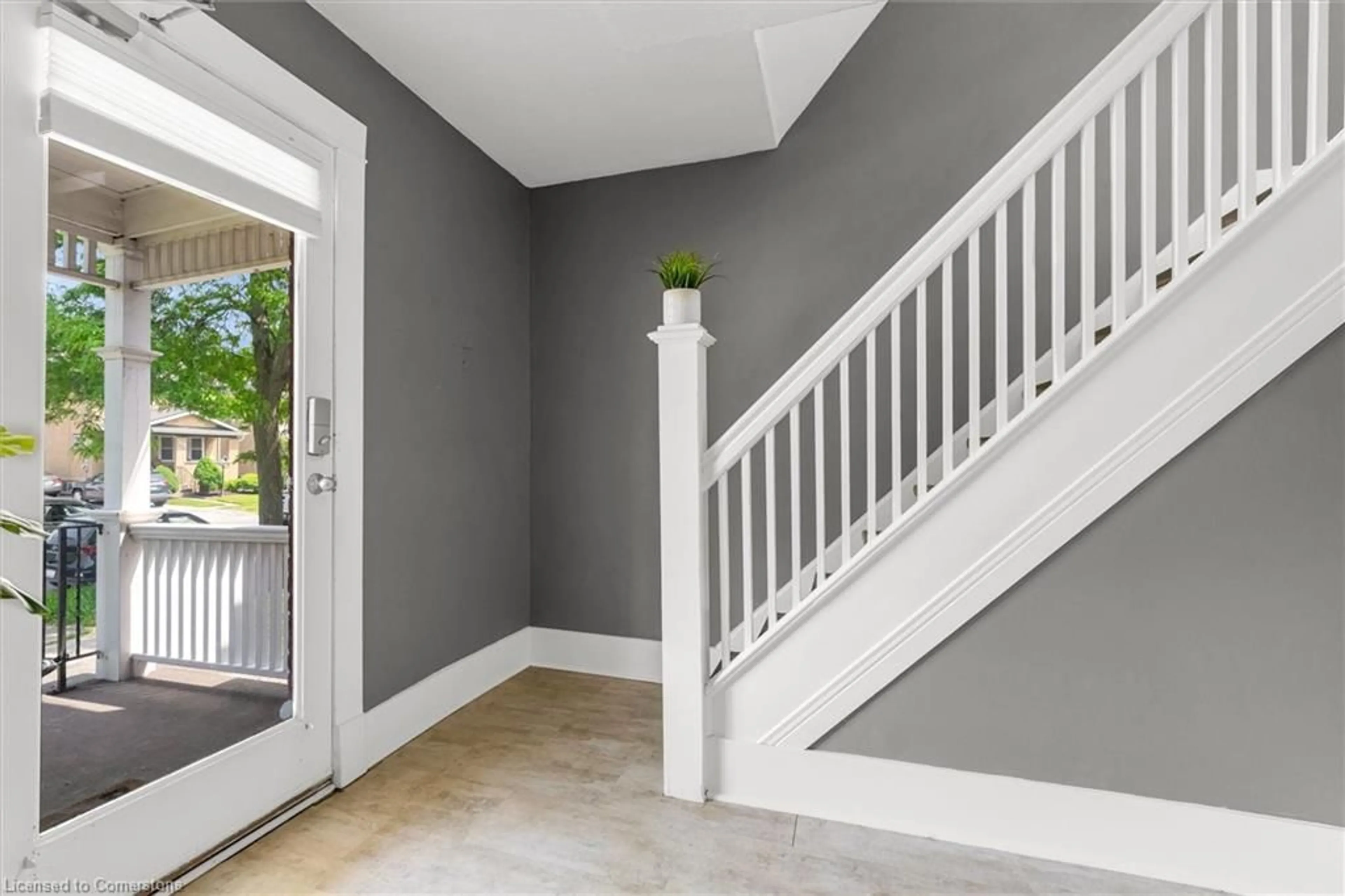 Indoor entryway for 251 1/2 Lake St, St. Catharines Ontario L2R 5Z5