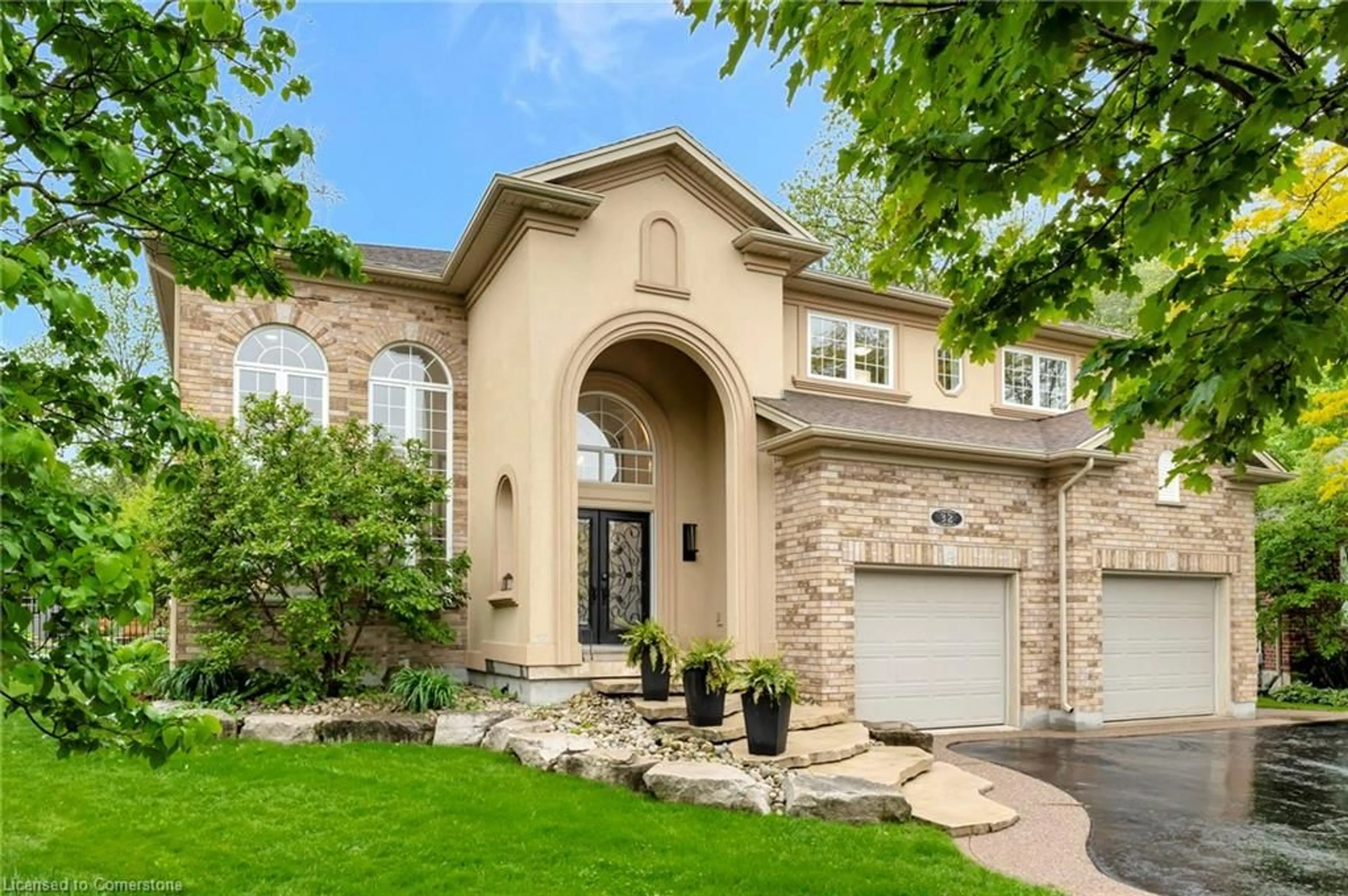 Home with brick exterior material, street for 32 Berry Patch Lane, Cambridge Ontario N1S 5B3