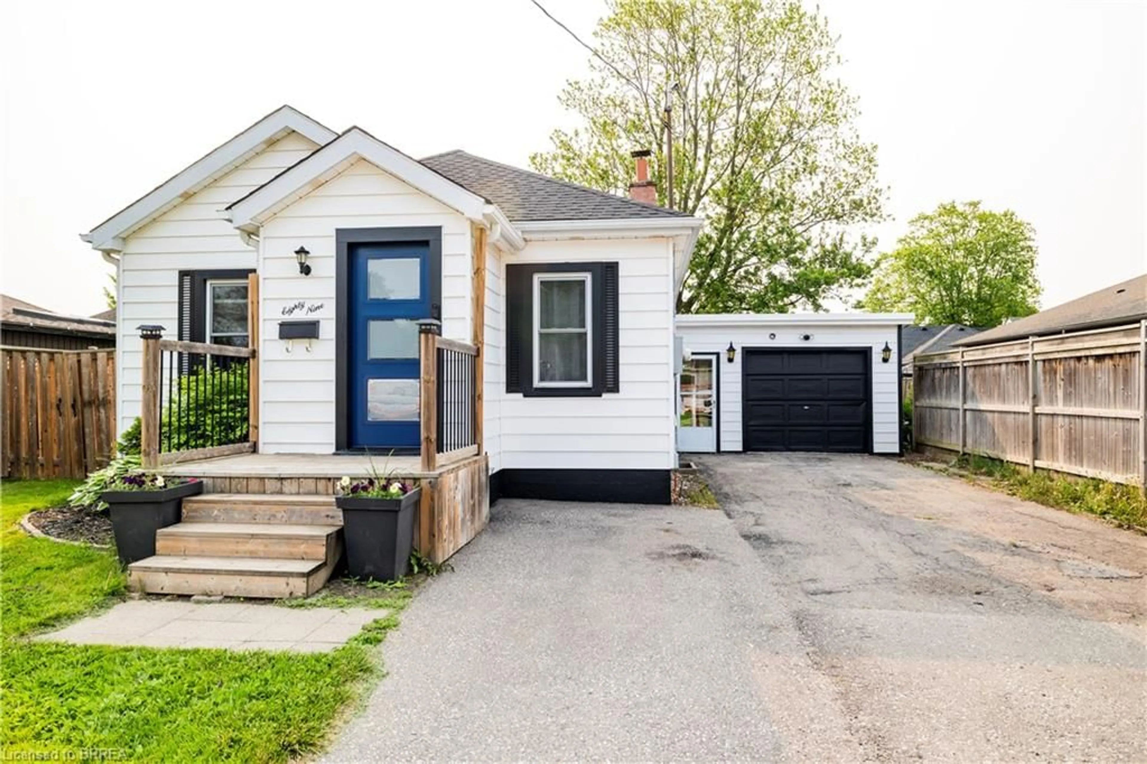 Unknown for 89 North Park St, Brantford Ontario N3R 4K2