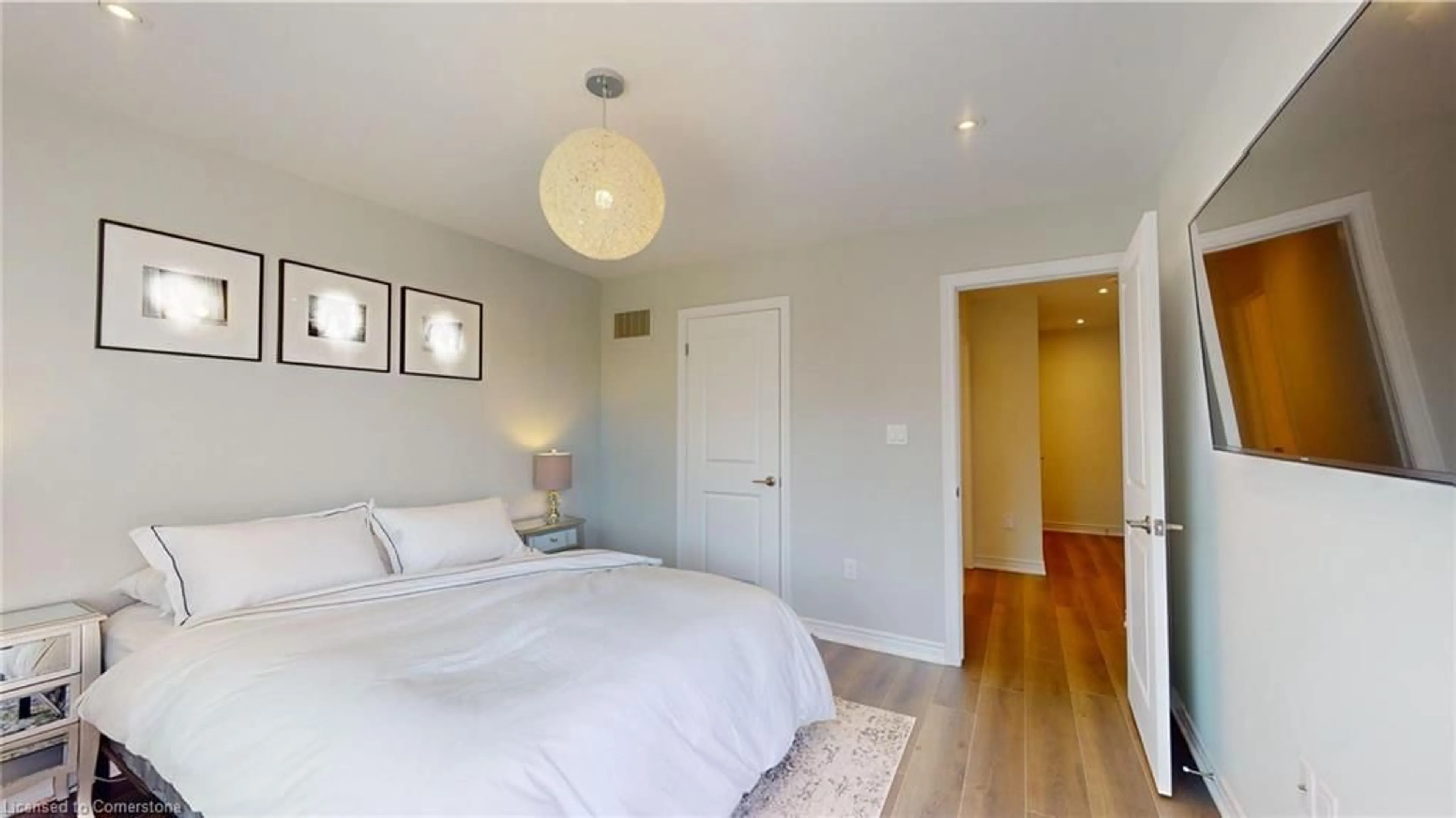 A pic of a room for 288 Glover Rd #27, Stoney Creek Ontario L8E 5H6