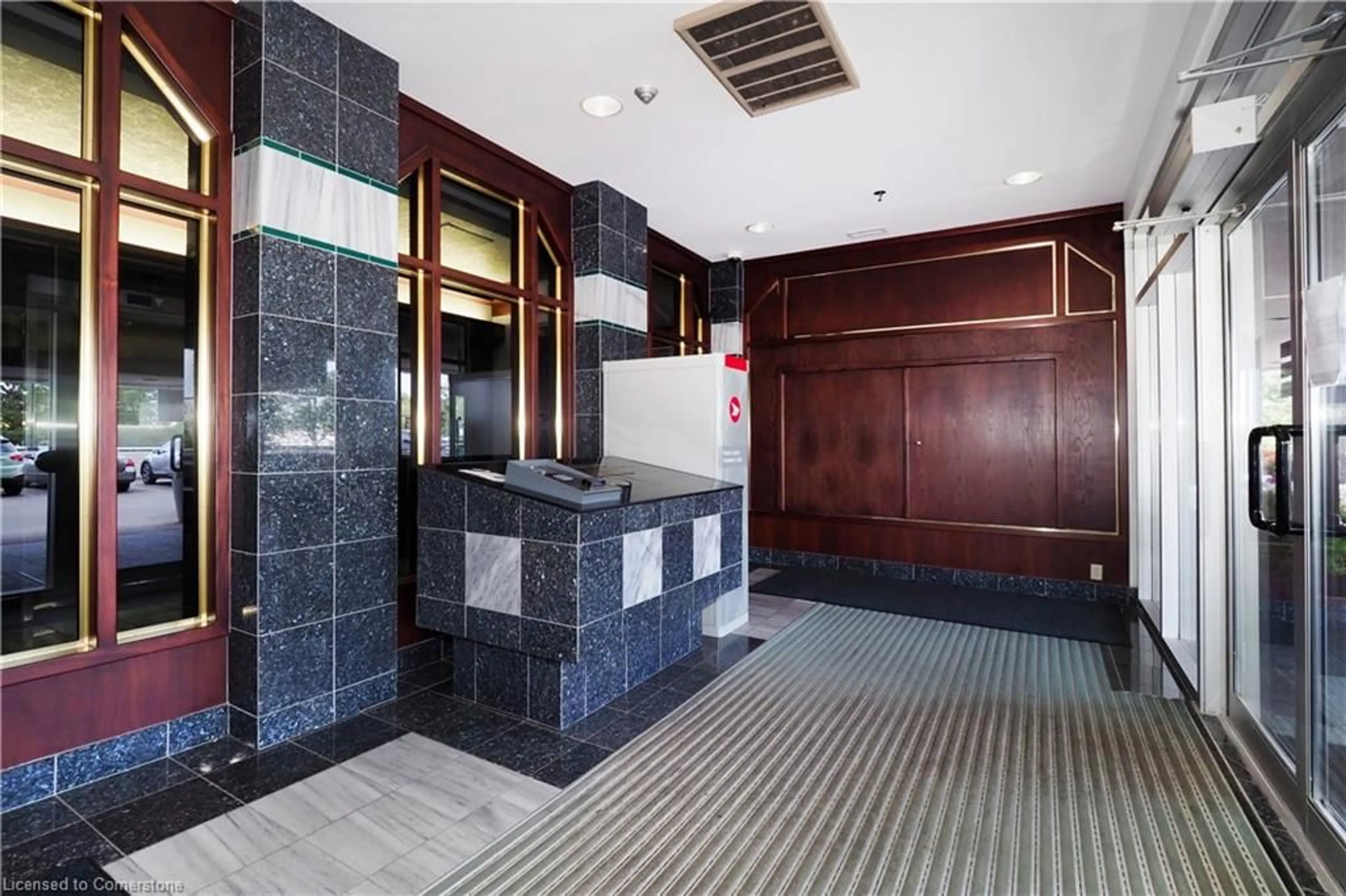 Lobby for 190 Hespeler Rd #1001, Cambridge Ontario N1R 8B8