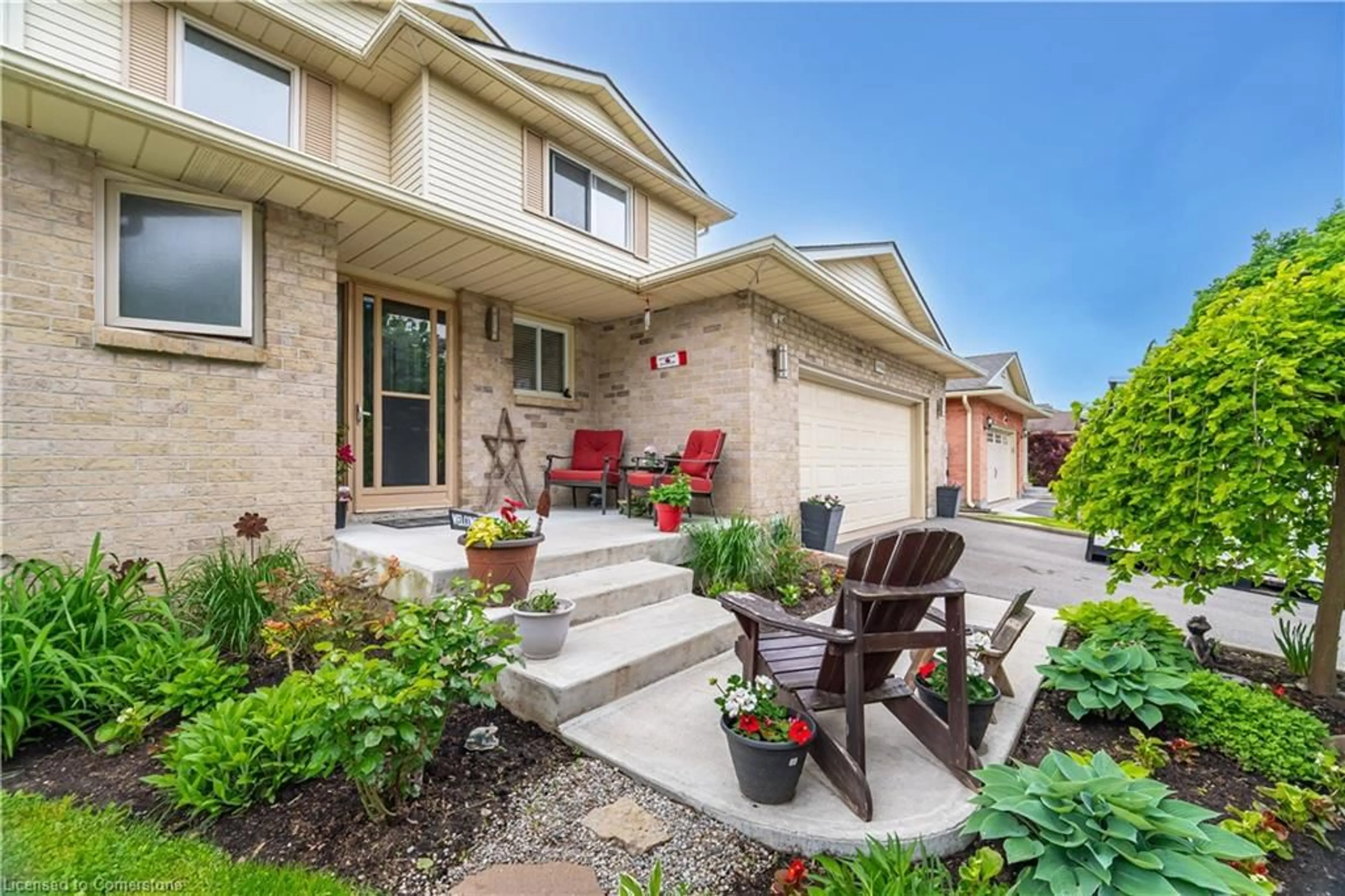 Home with brick exterior material, street for 4486 Green Meadow Blvd, Beamsville Ontario L3J 0B1