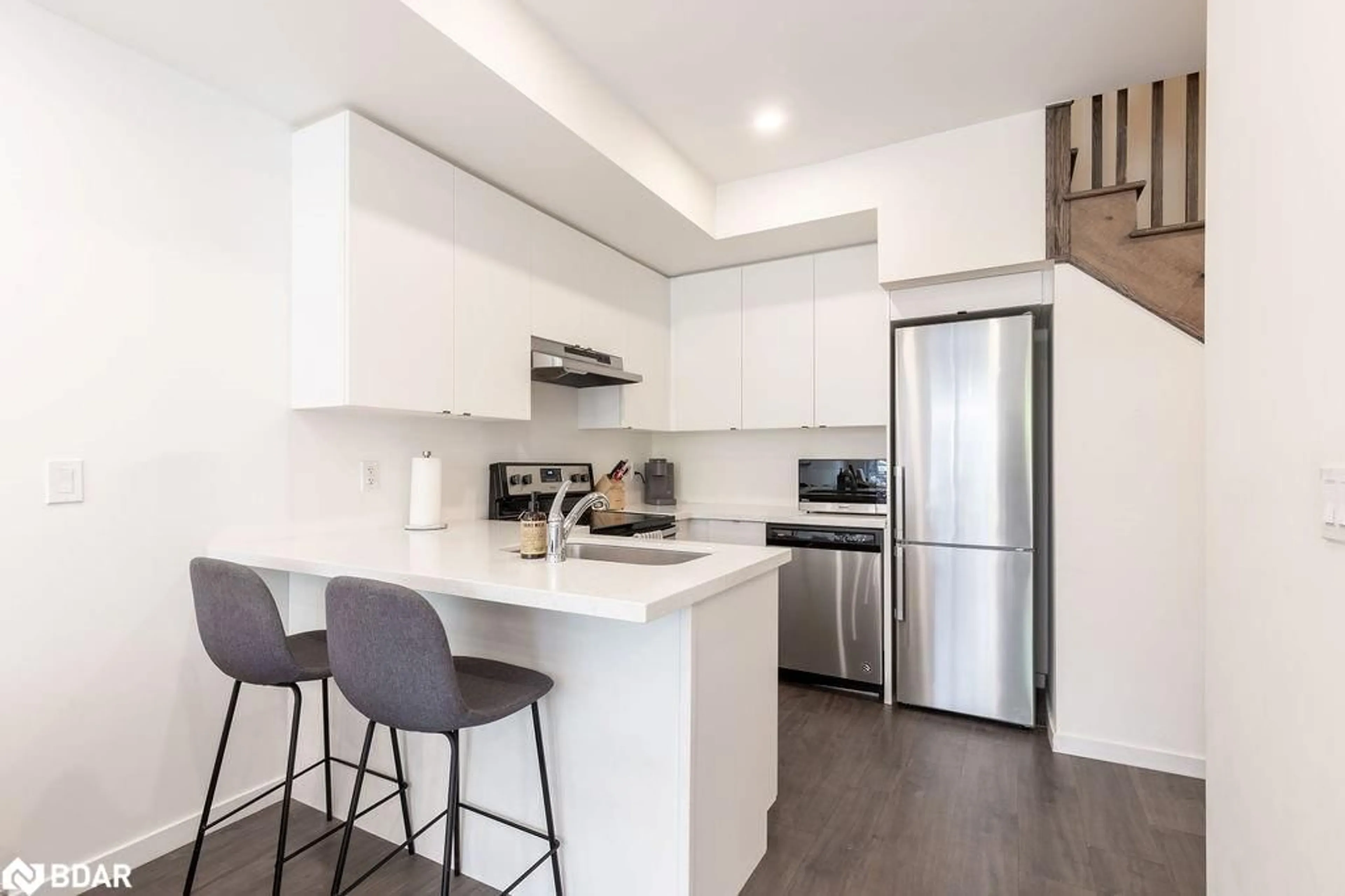 Open concept kitchen, unknown for 500 Alex Gardner Circle Cir #93, Aurora Ontario L4G 3G5