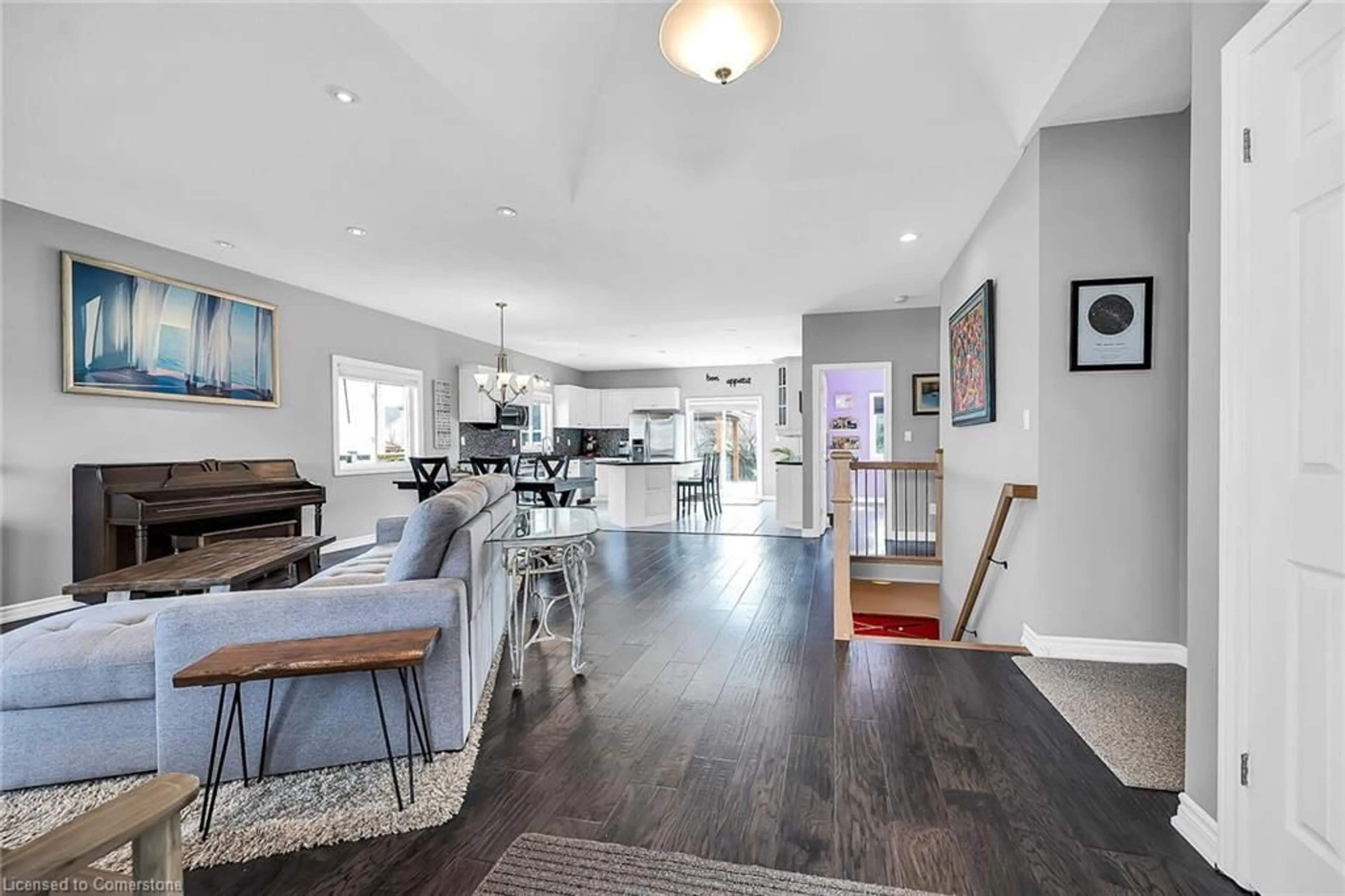 Open concept kitchen, unknown for 4039 Mountain St, Beamsville Ontario L0R 1B7