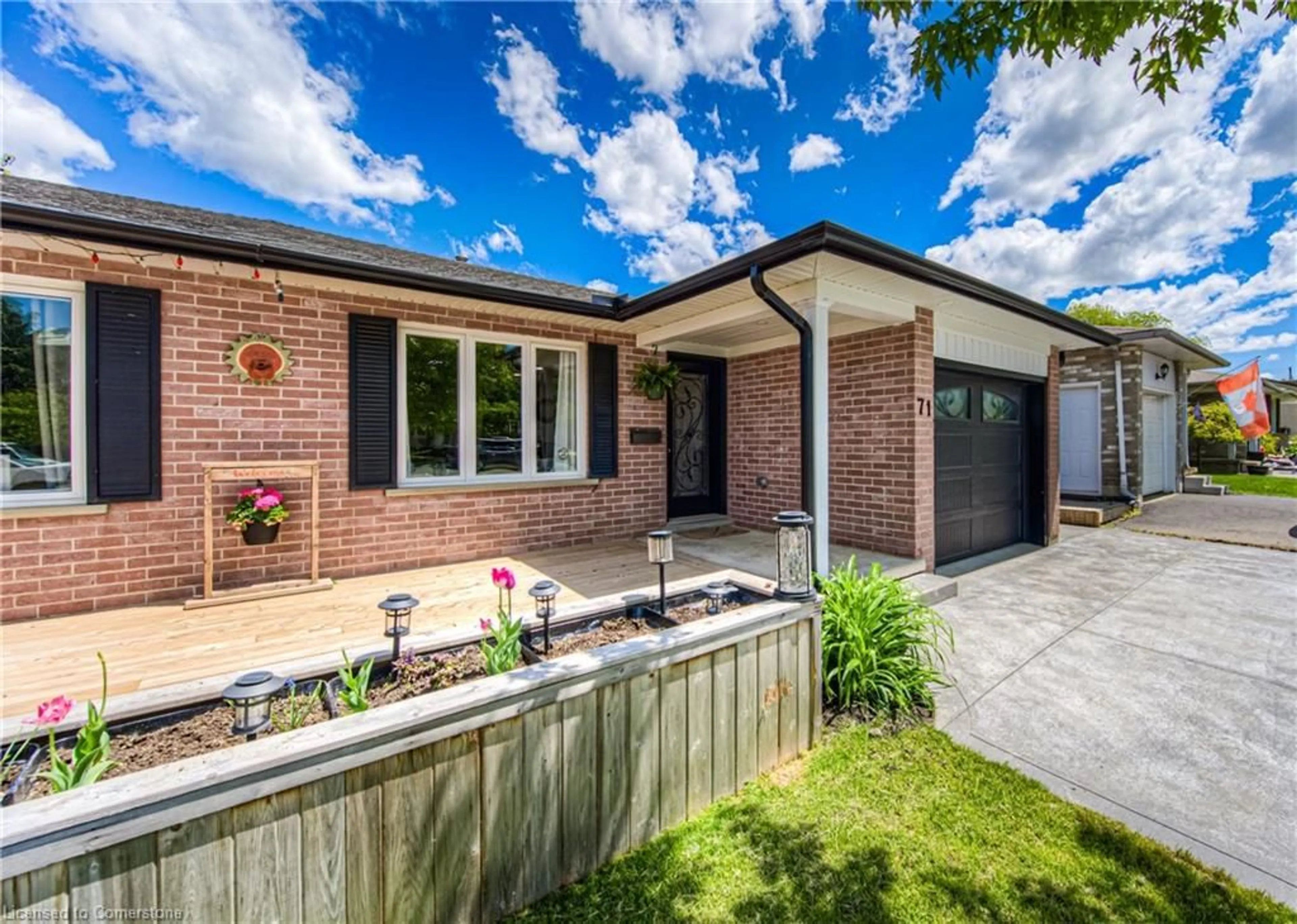 Home with brick exterior material, street for 71 Catherine St, New Hamburg Ontario N3A 1Z7