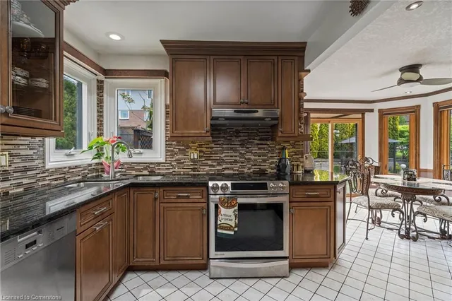 Additional image 32 of 189 Charterhouse Cres