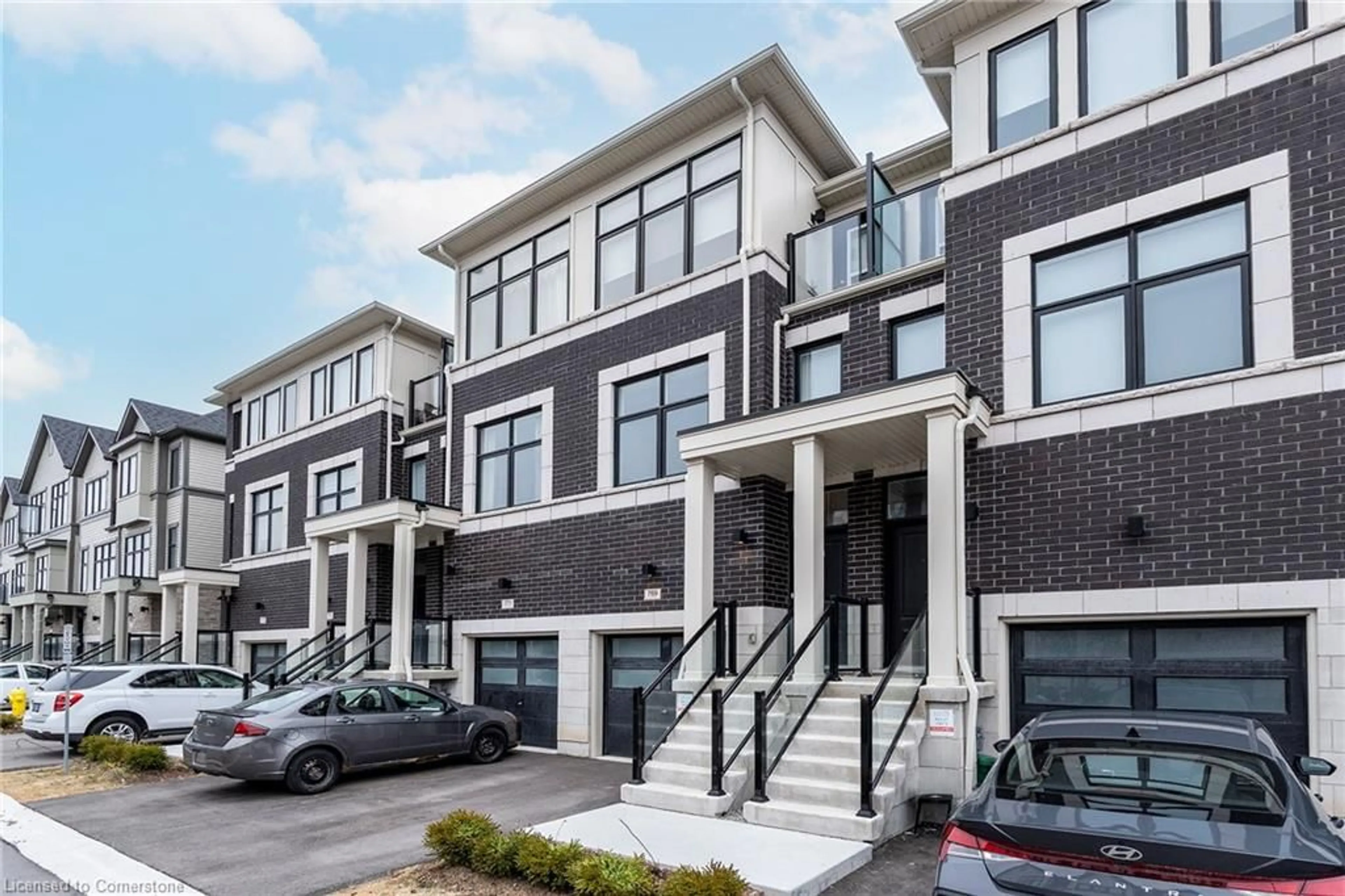 Unknown for 769 Kootenay Path, Oshawa Ontario L1H 0A7