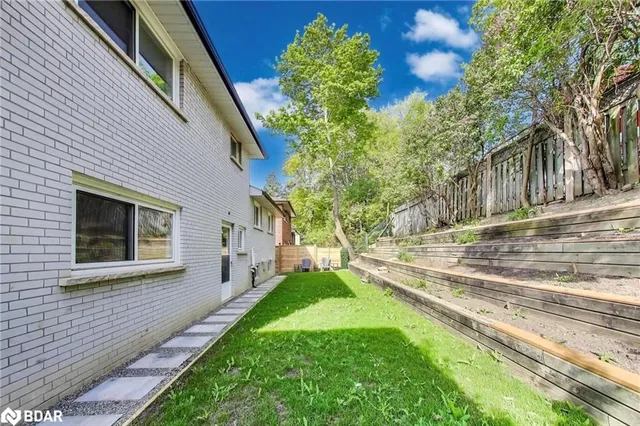 Additional image 3 of 28 Munford Cres