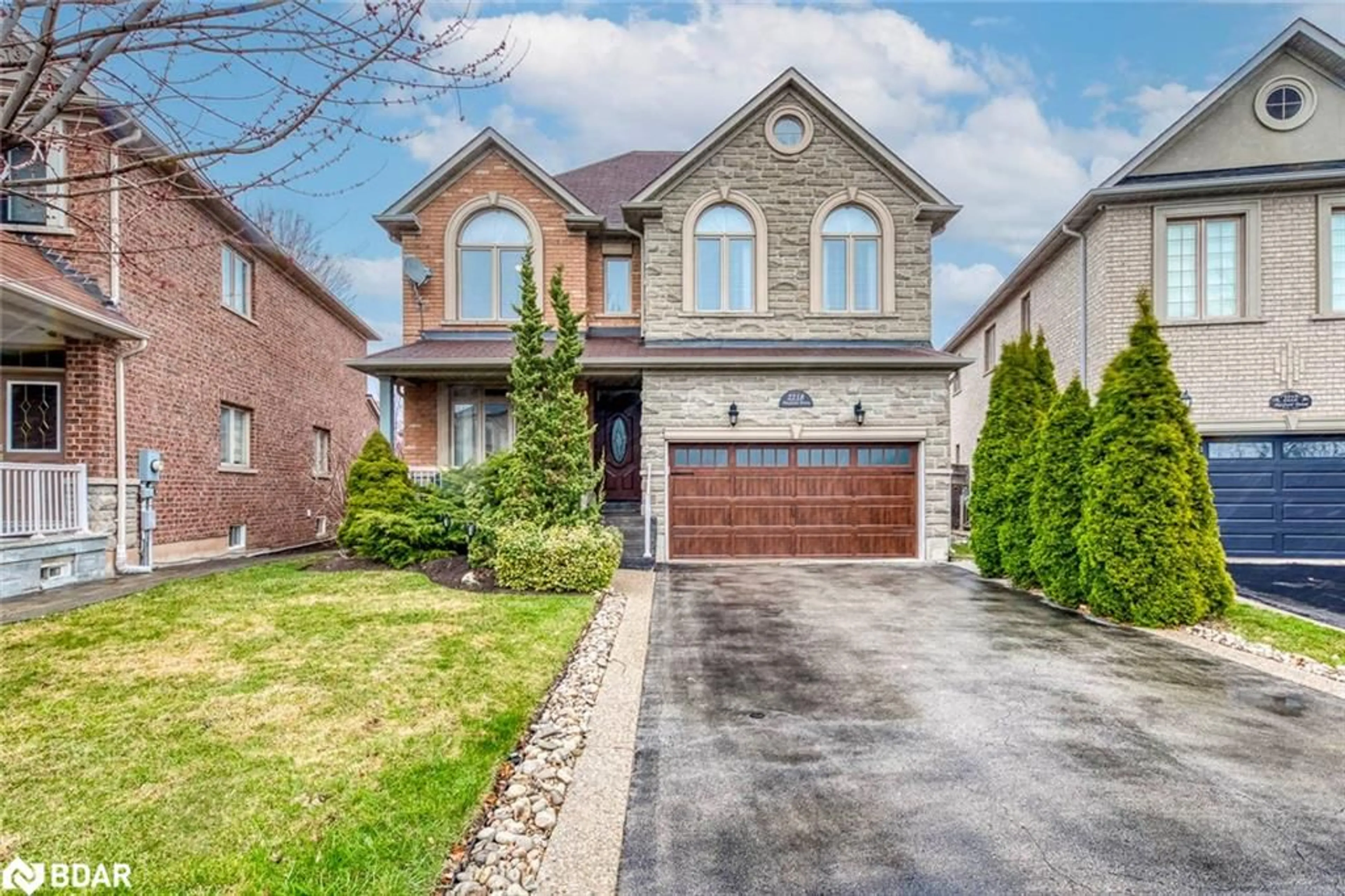 Home with brick exterior material, street for 2218 Hatfield Dr, Oakville Ontario L6M 4W4