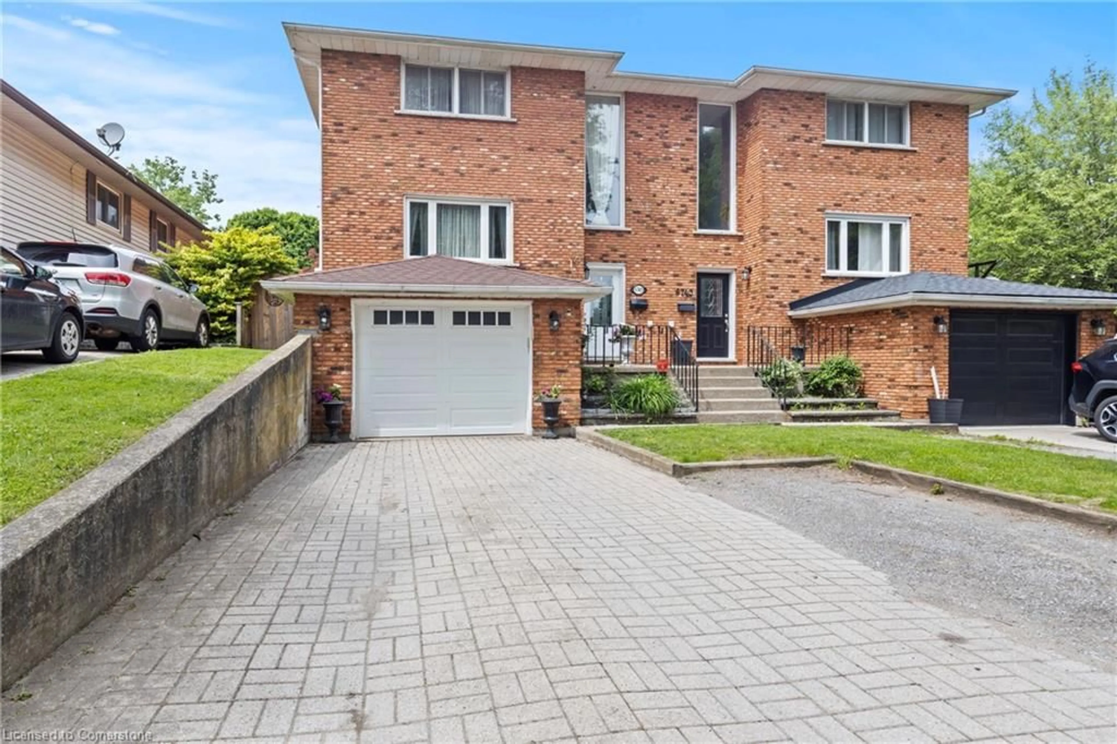 Home with brick exterior material, street for 6745 Dawson St, Niagara Falls Ontario L2E 7B6