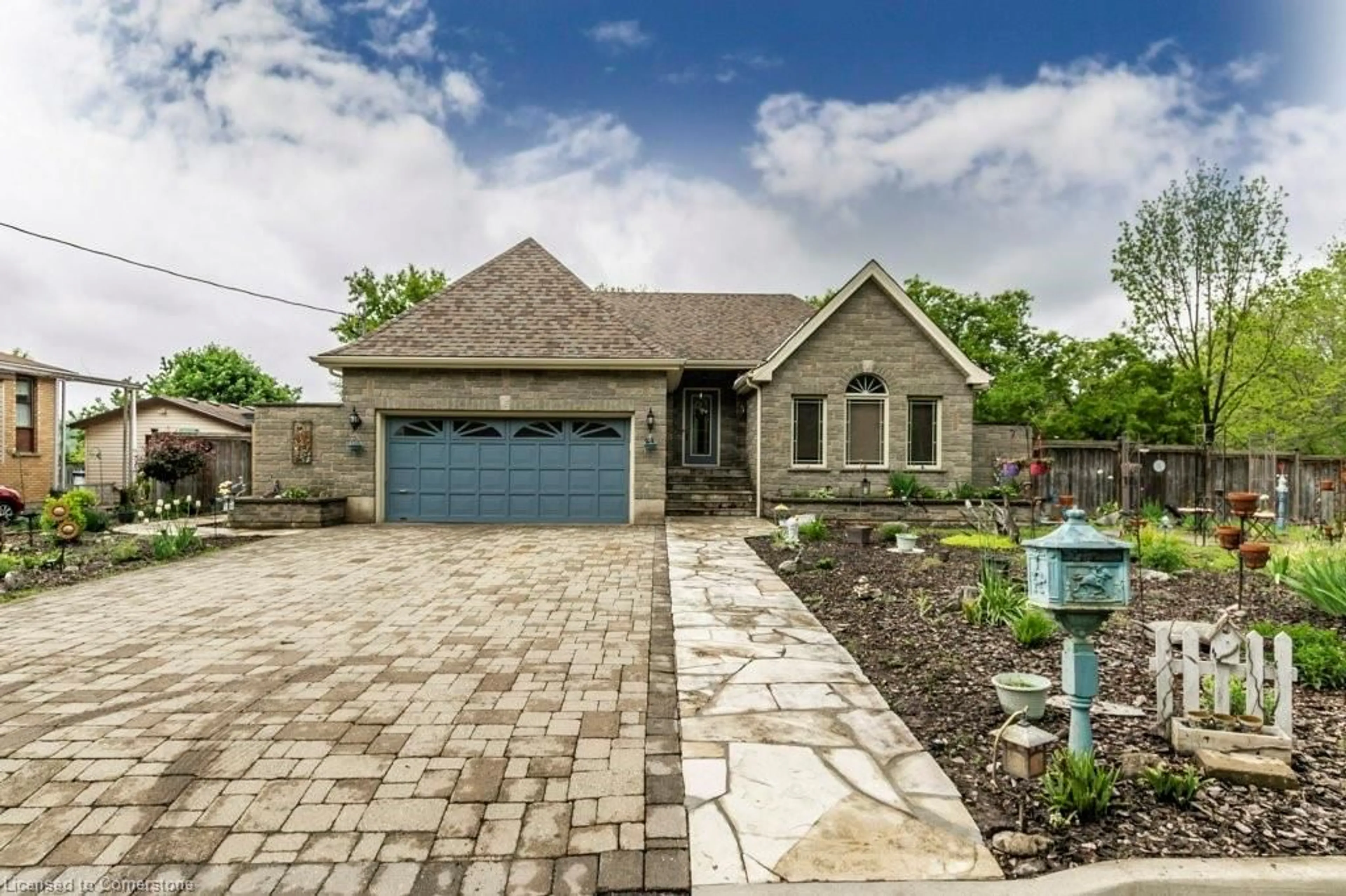 Home with brick exterior material, street for 34 Nimmo St, Paris Ontario N3L 2H9