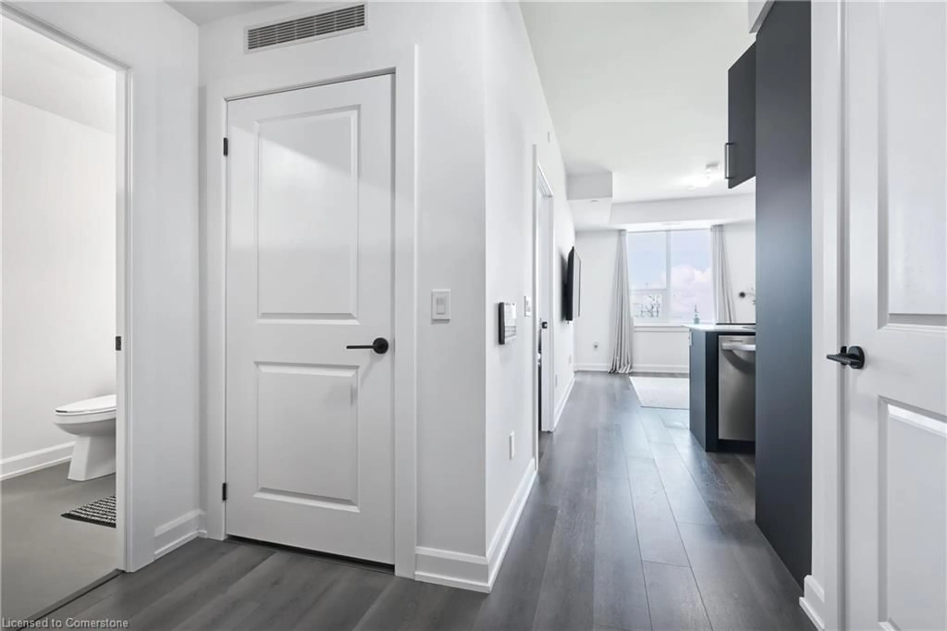 Indoor entryway for 3220 William Coltson Ave #1703, Oakville Ontario L6H 7C2