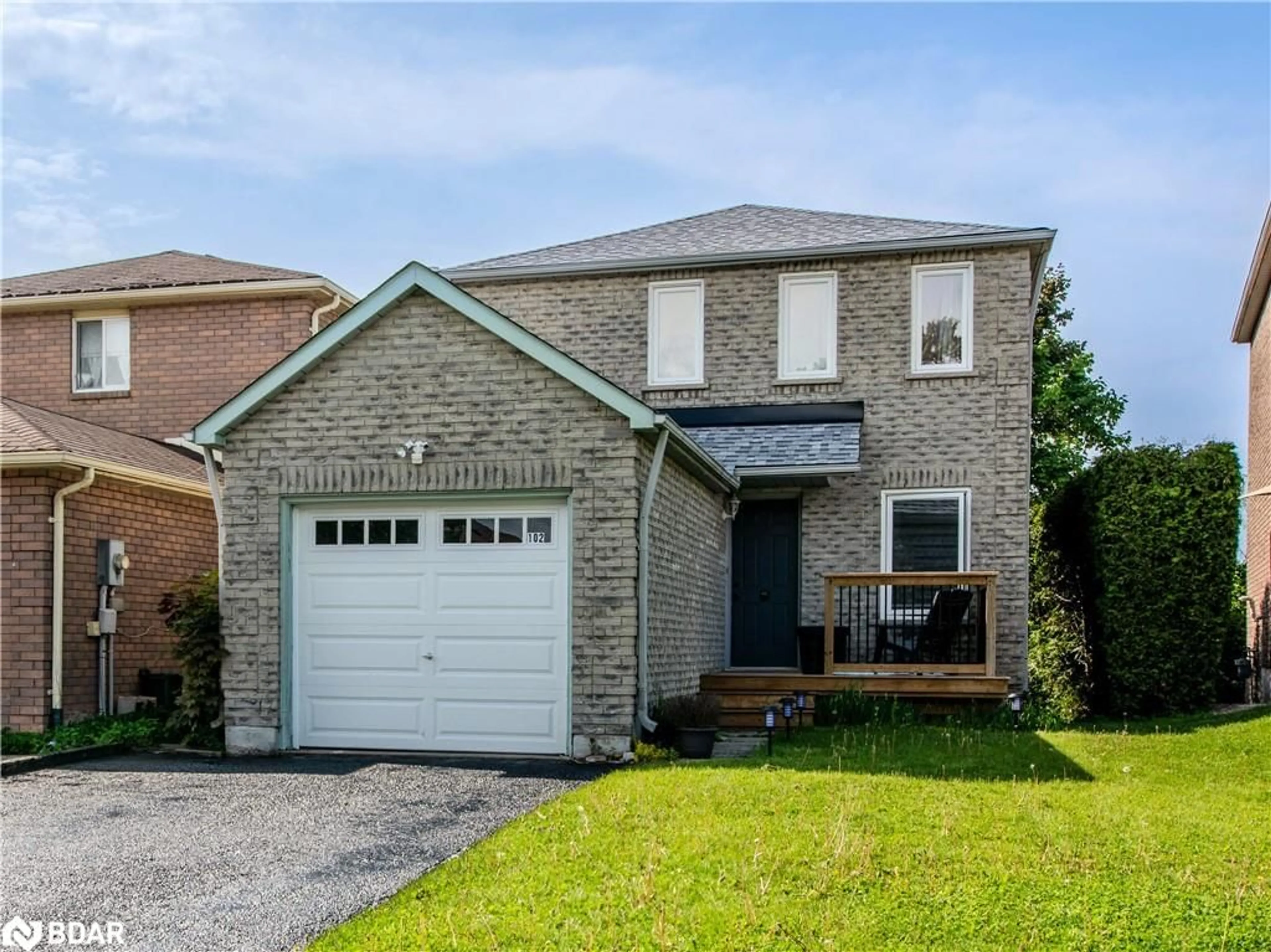 Home with brick exterior material, street for 102 Ferguson Dr, Barrie Ontario L4N 7E5