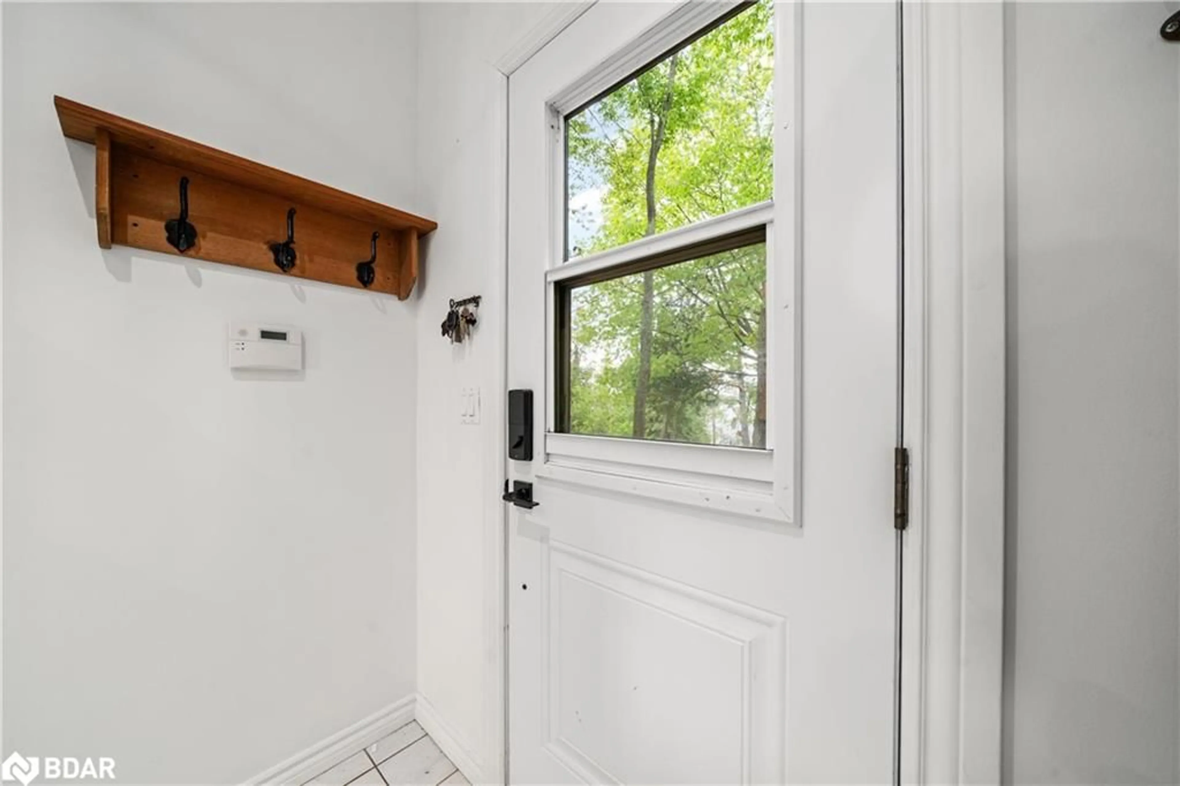 Indoor entryway for 711 Hatton Ave, Bridgenorth Ontario K0L 1H0