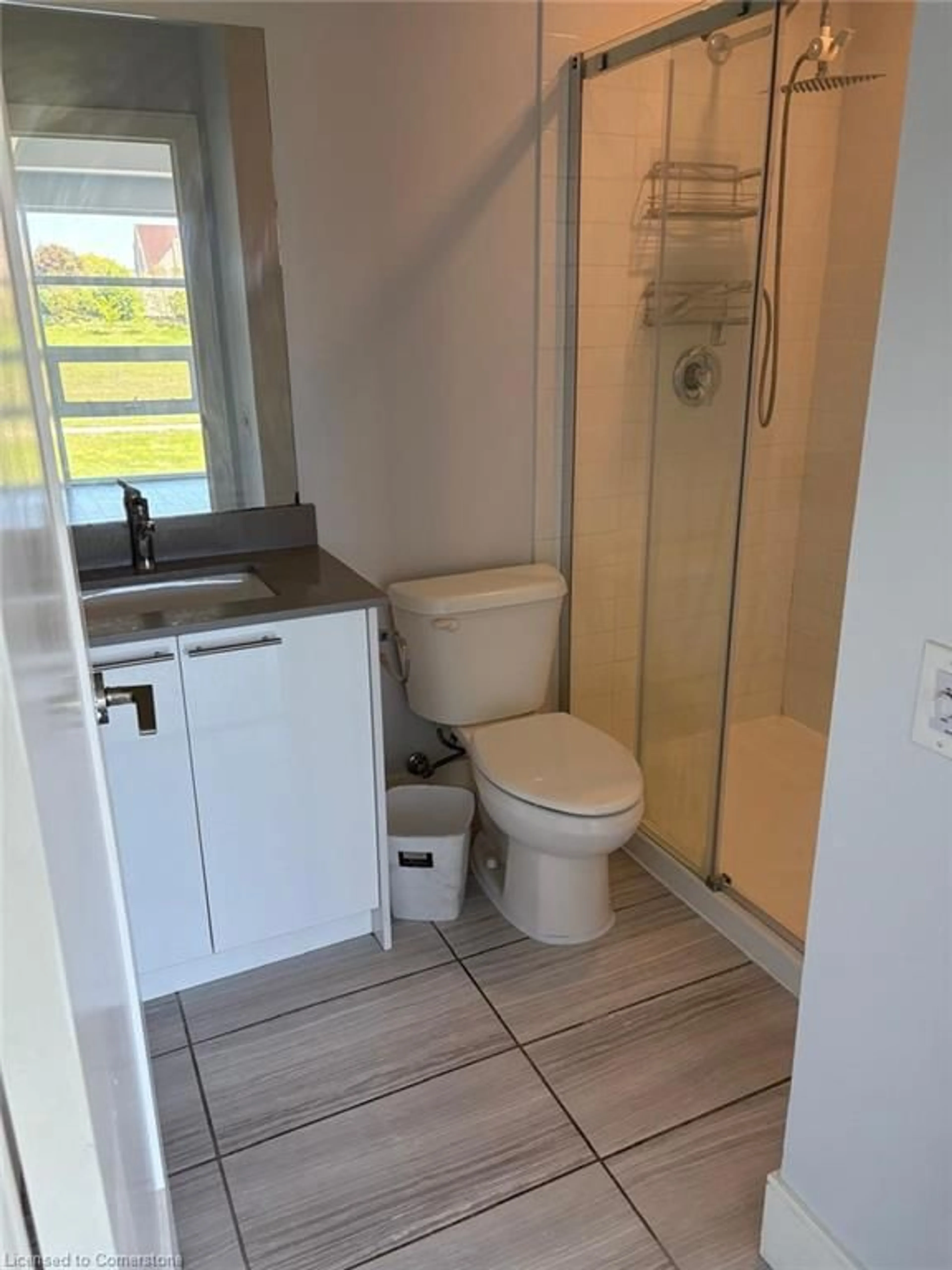 Standard bathroom, unknown for 15 Prince Albert Blvd #305, Kitchener Ontario N2H 0C2